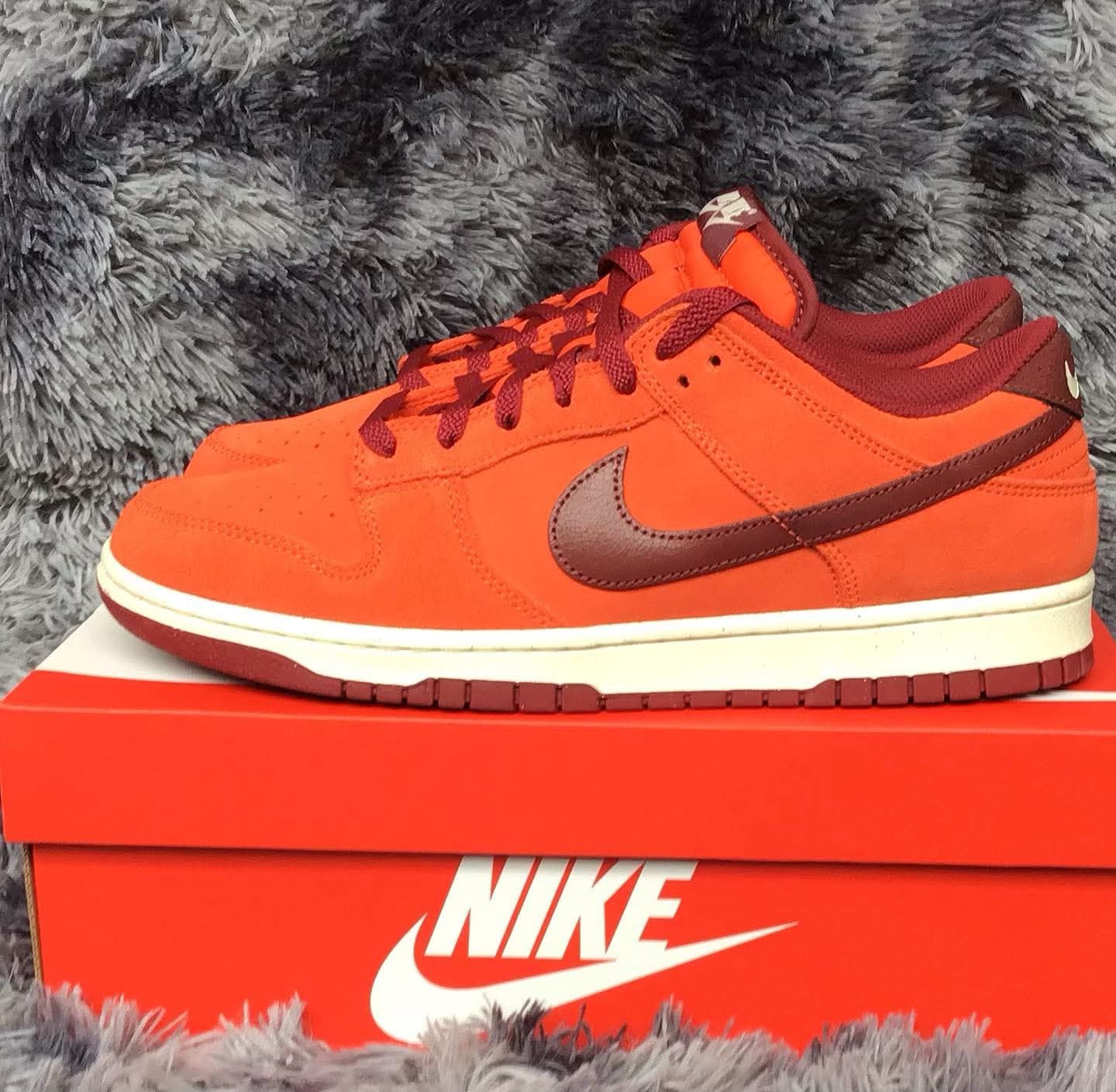 Nike Dunk Low SE Team orange  - Image 4