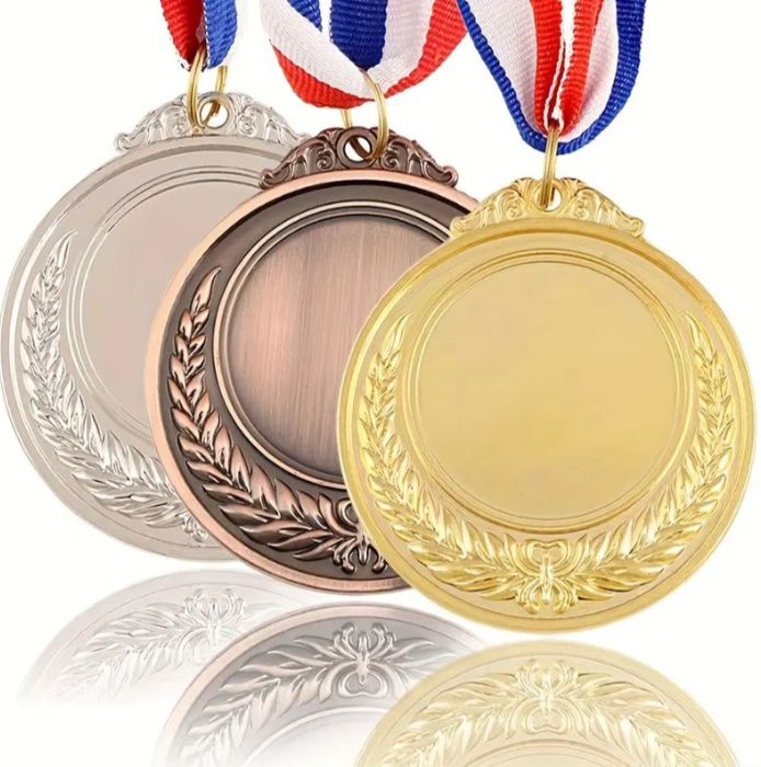 Medal - Image 4