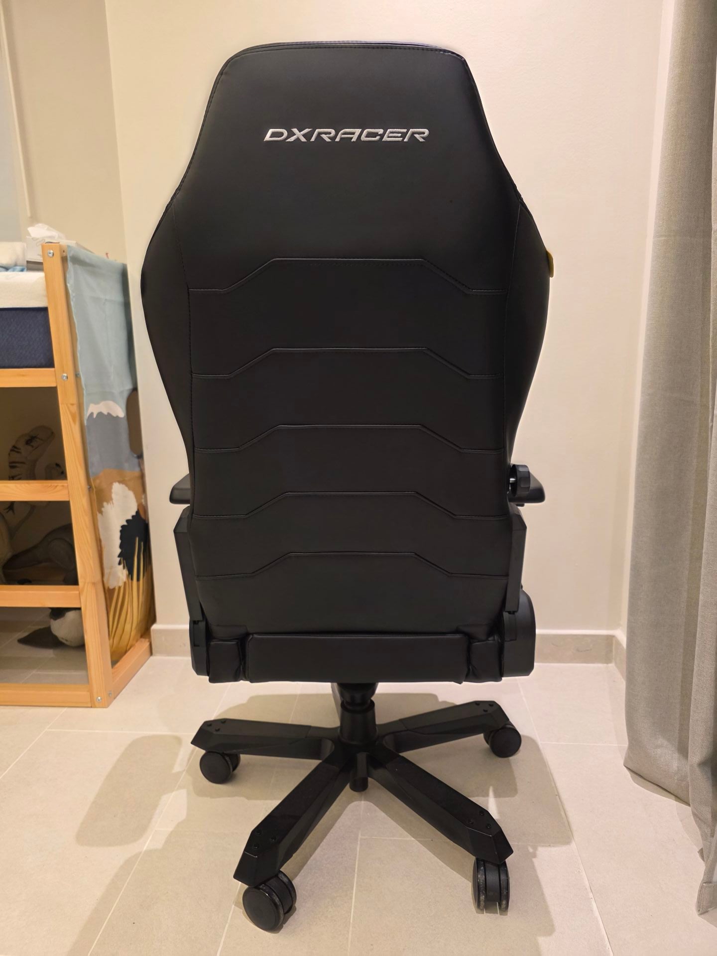 DxRacer Master Gaming Chair - Image 3