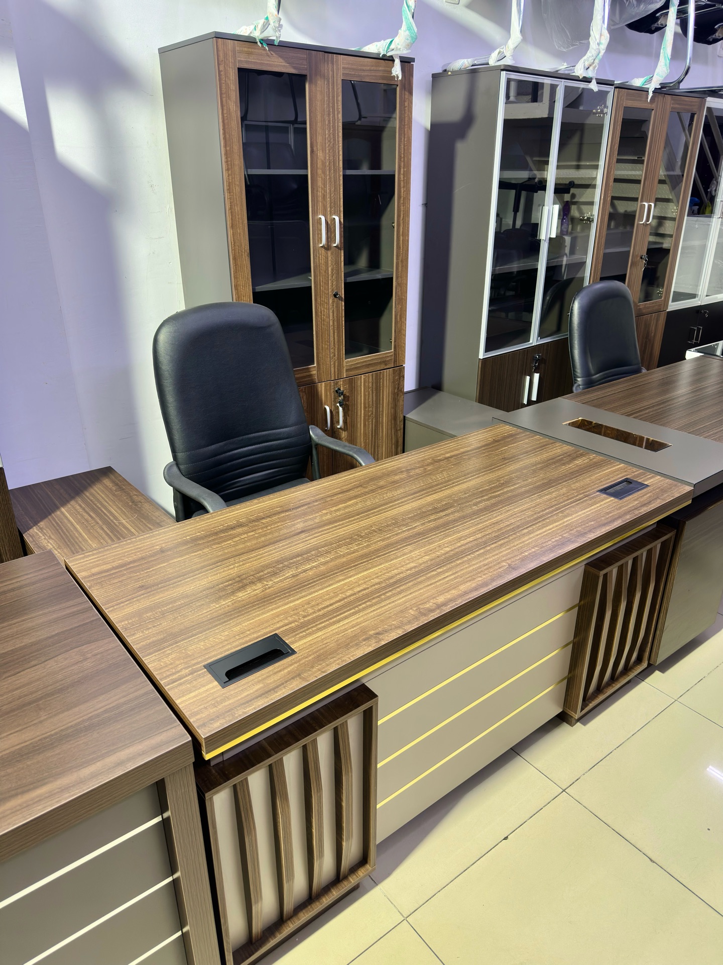 Used Office Furniture Sets For Sale Call — 33087737 - Image 5