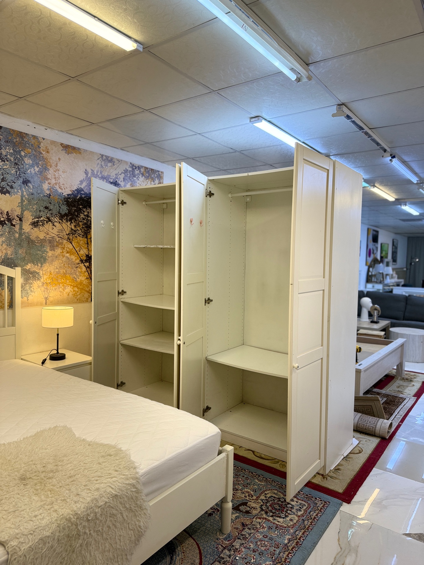 IKEA king size bedroom set perfect condition - Image 9