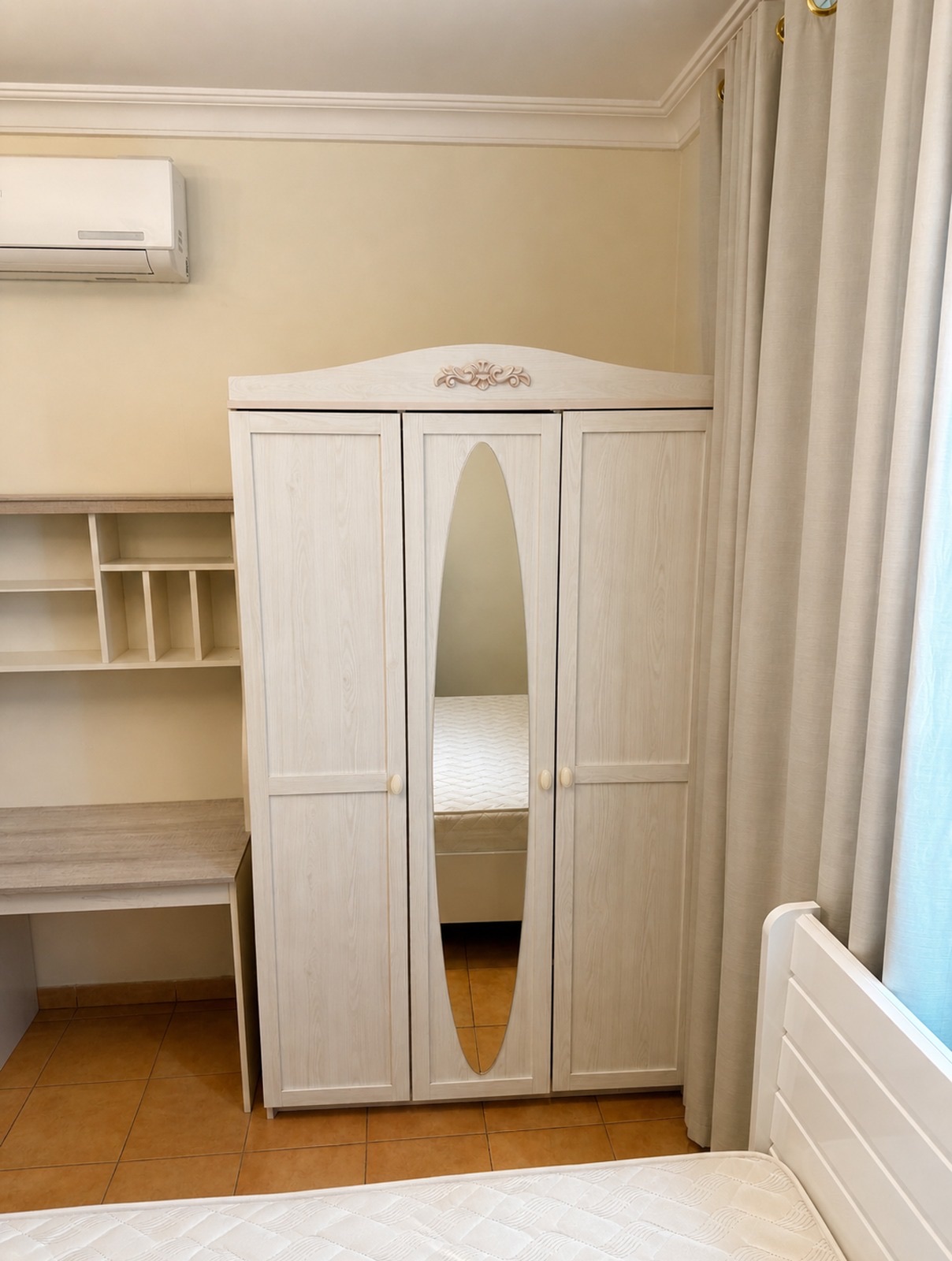 3 door 5 door wardrobe cupboard - Image 2