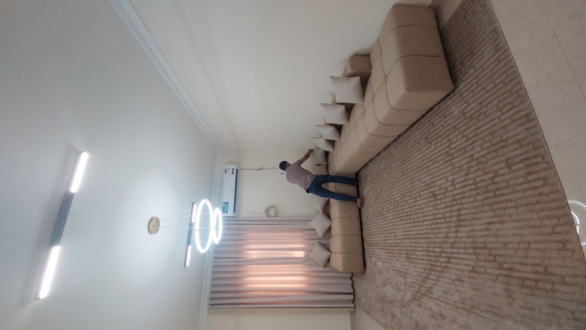 Sofa for sale - Image 4