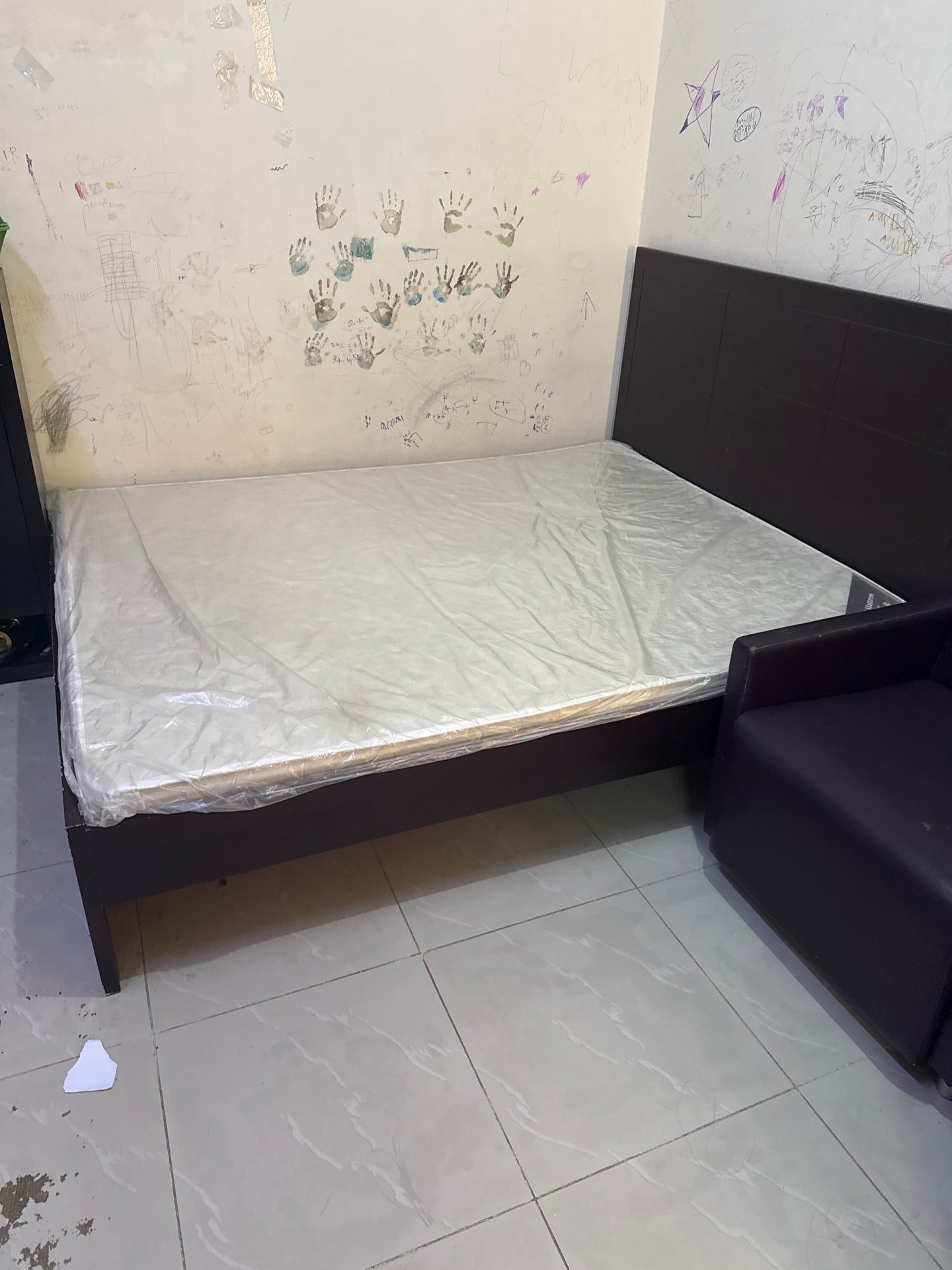 Bed set with mattress - Image 3