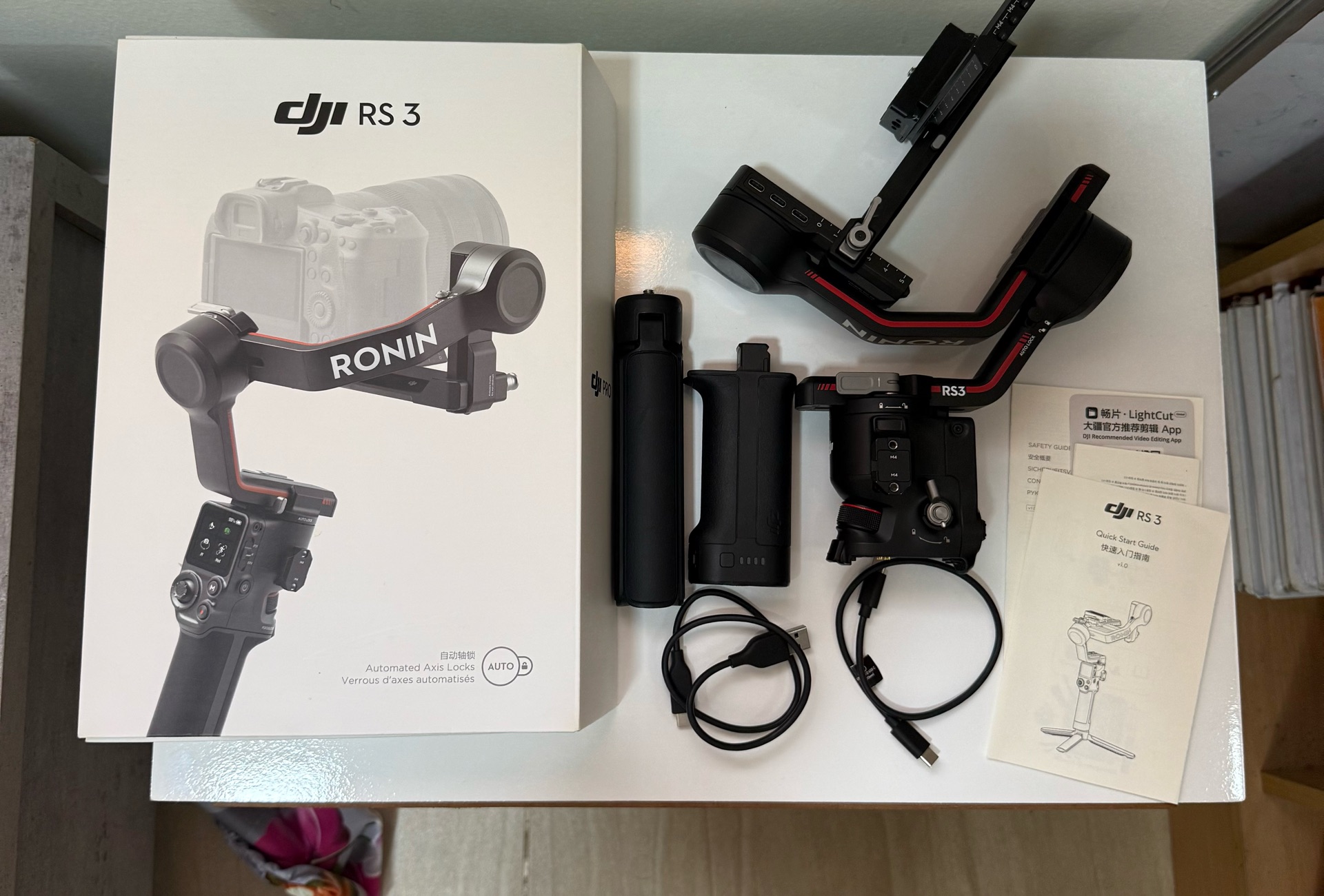 DJI RS3 GIMBAL (brand new condition with box) - Image 4