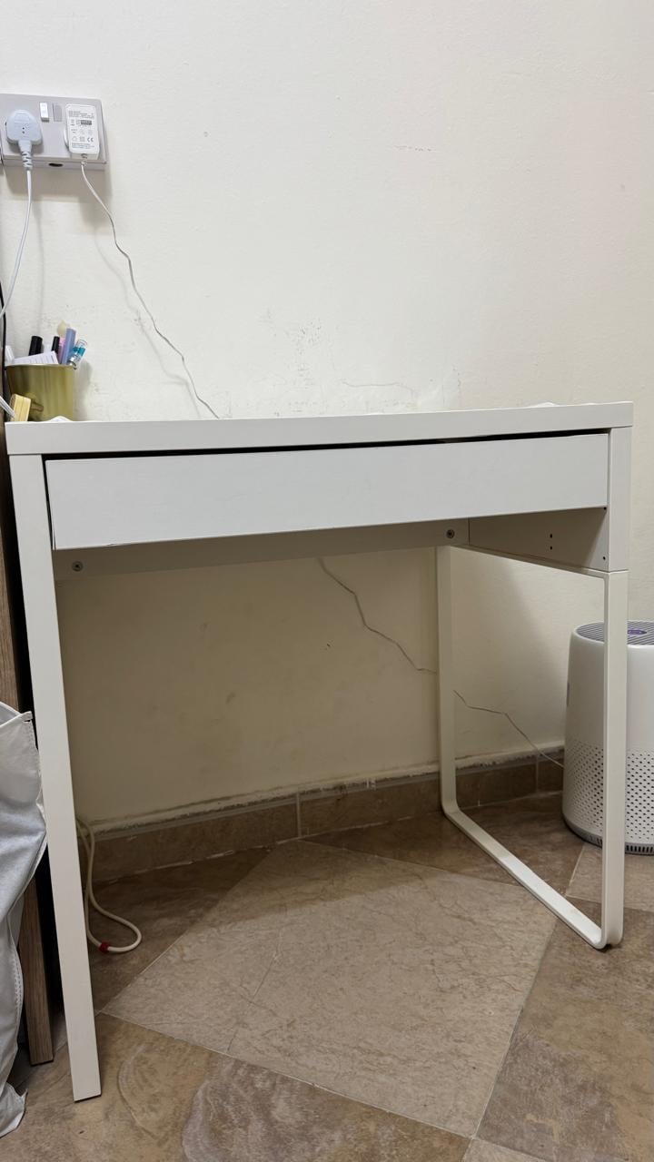 Ikea MICKE desk White - Image 1