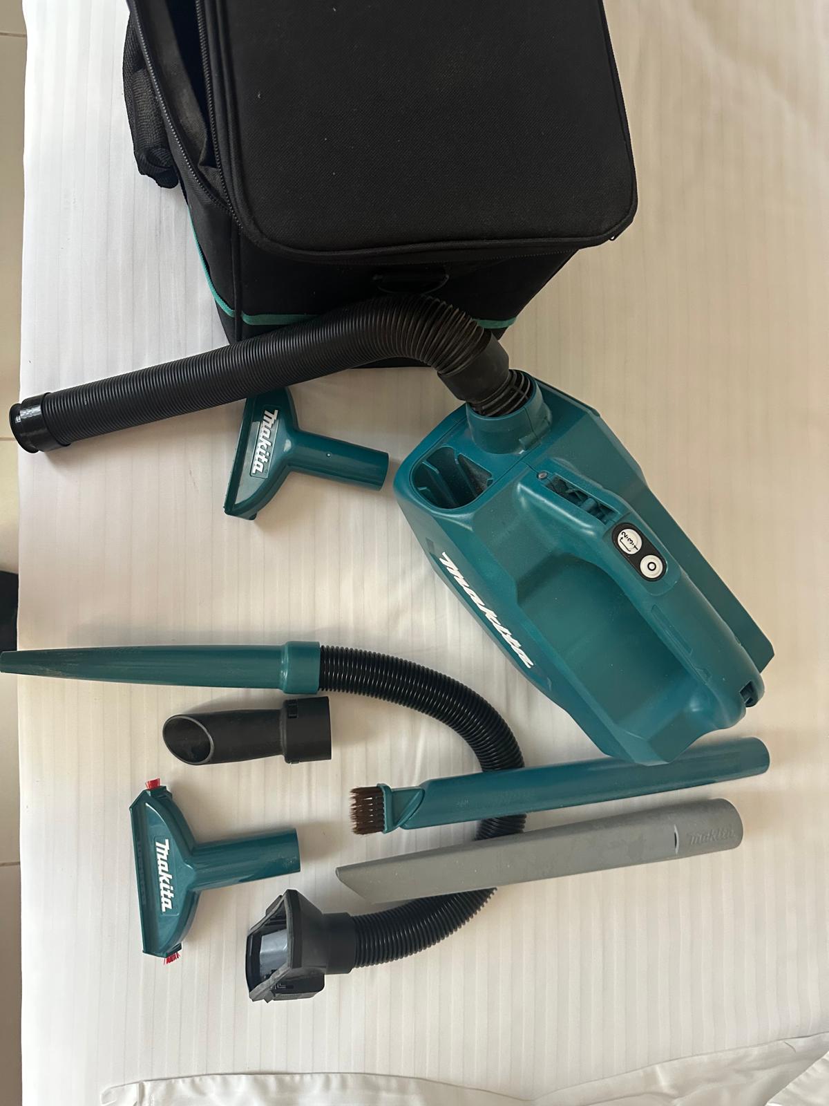 Brand new condition Makita Vacuum Cleaner with Bag - Image 4