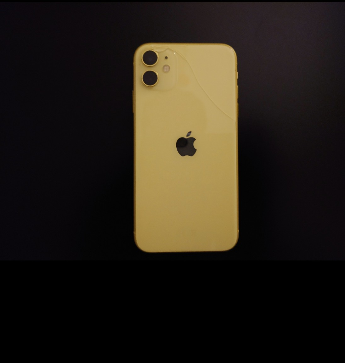 Iphone 11 disabled and display is broken - Image 3