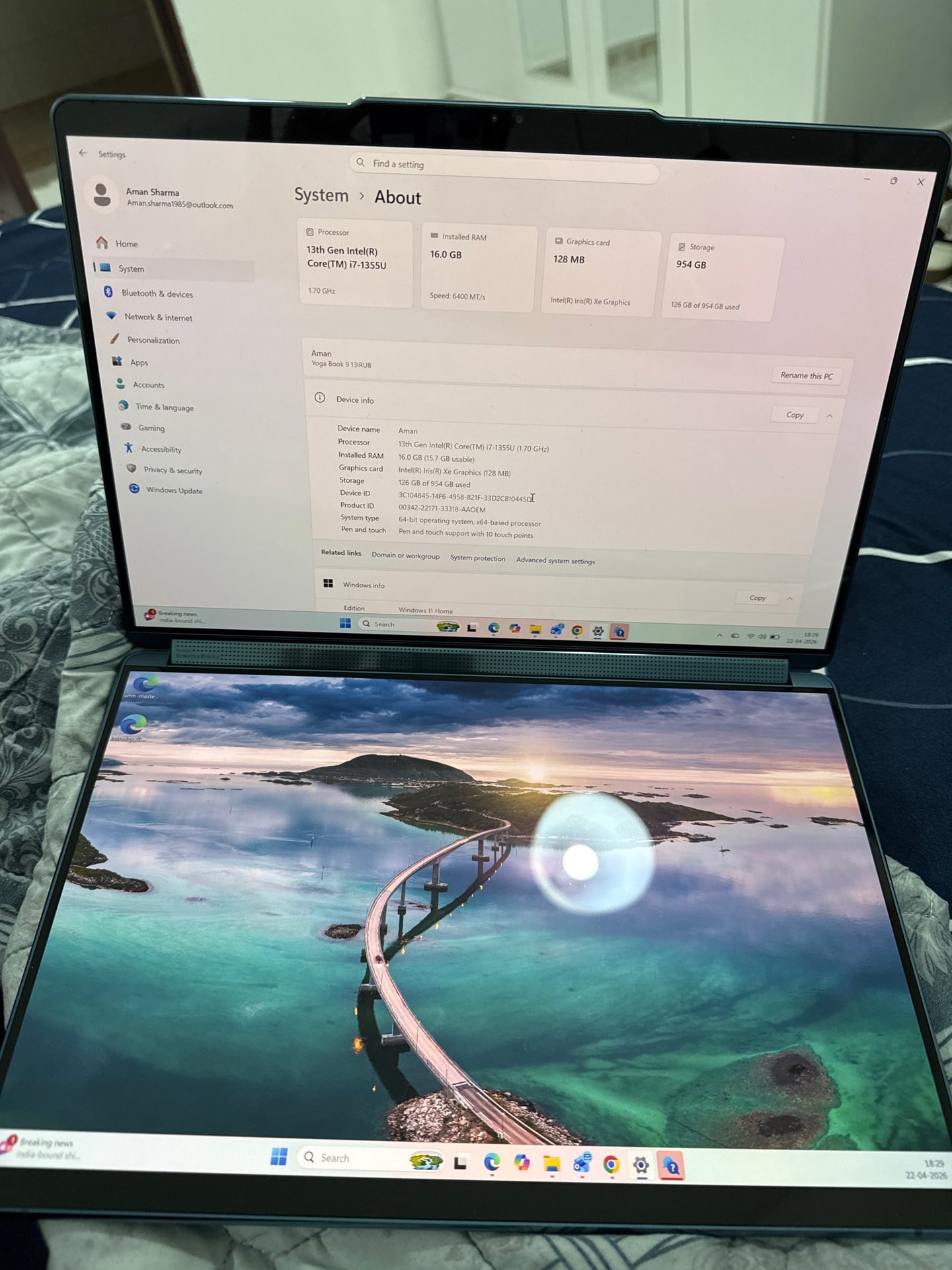 Lenovo book9i dual screen - Image 1