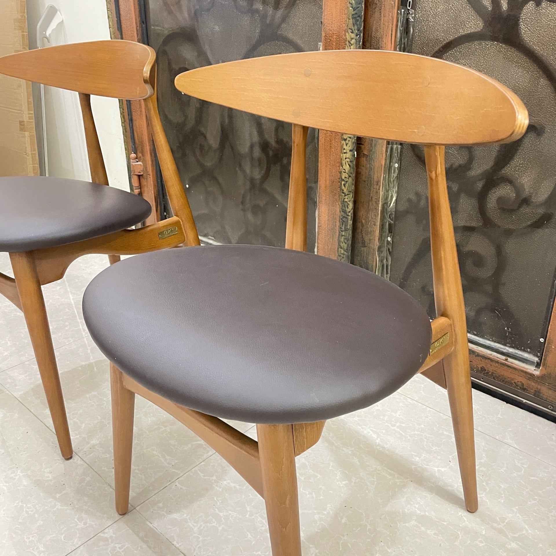 Chair - Image 4