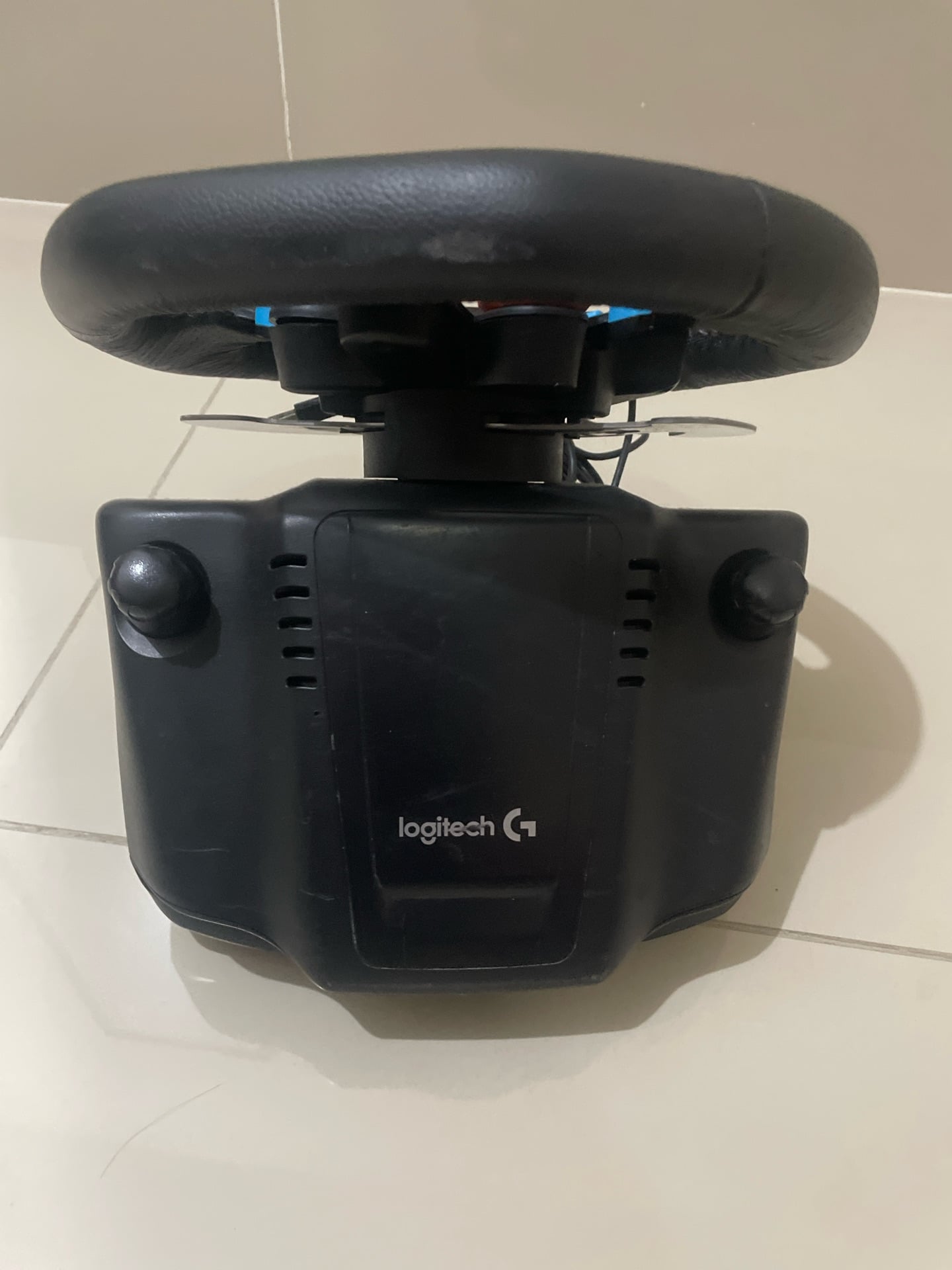 Logitech Steering wheel  - Image 2