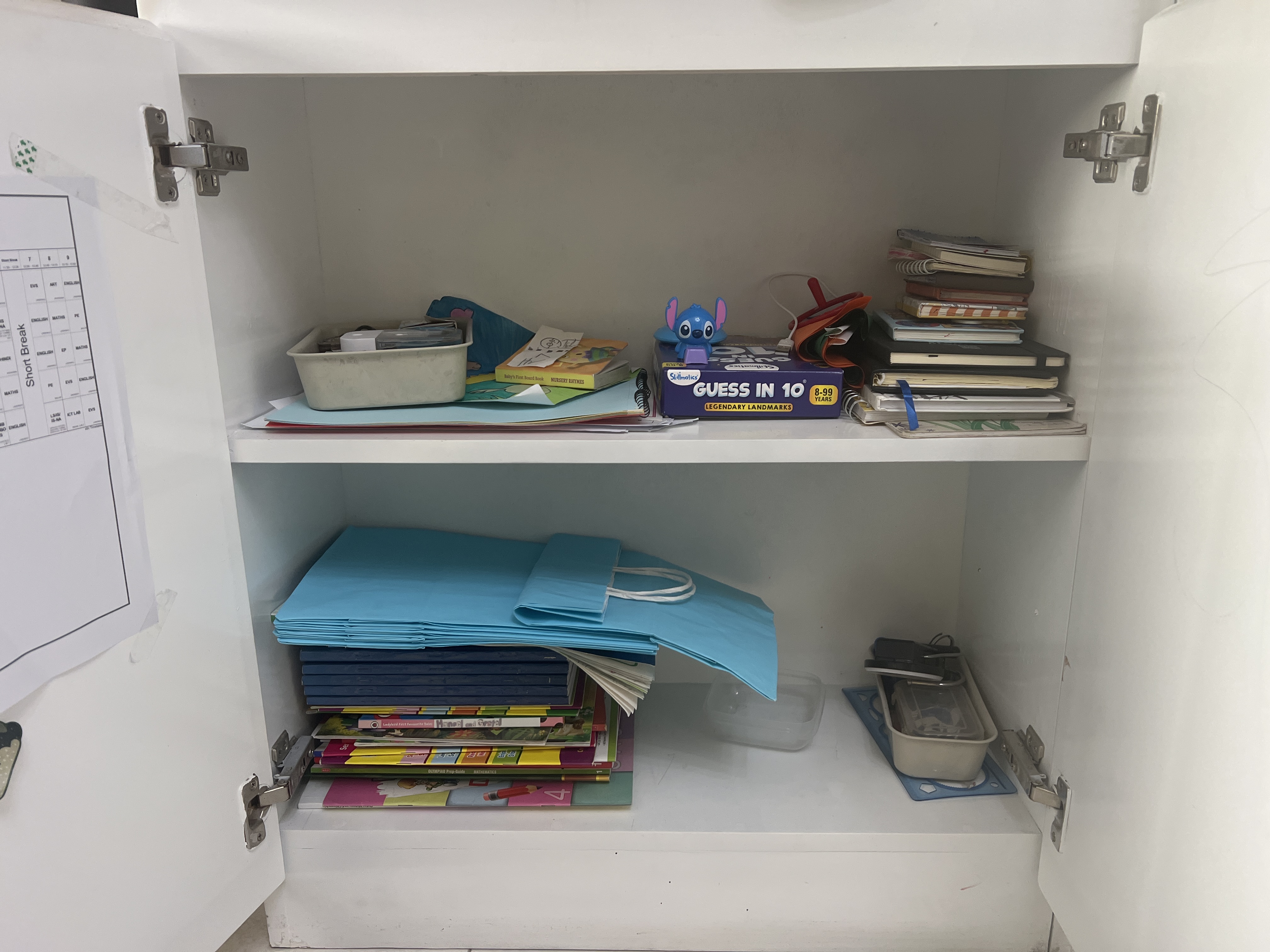 Books Shelf  - Image 3