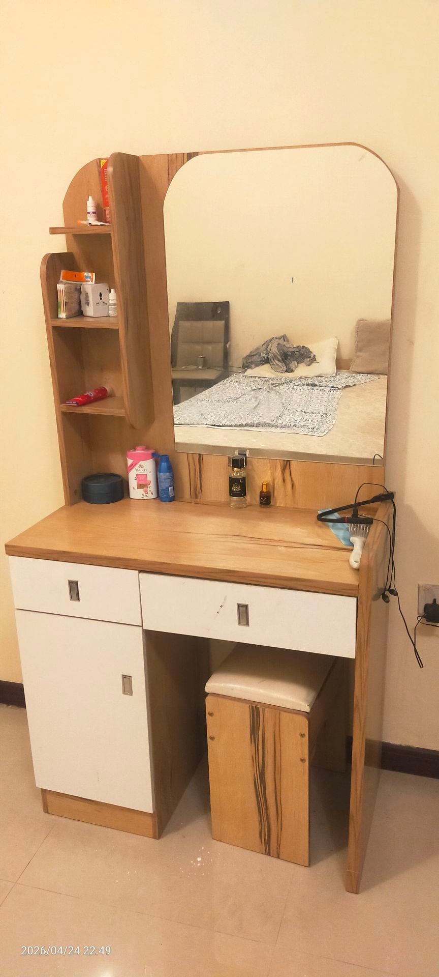 Dressing table cuboard - Image 4