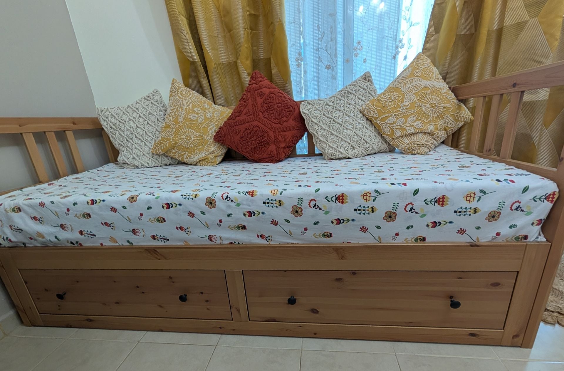 Day Bed with Storage Drawers and Mattress for Sale. - Image 1