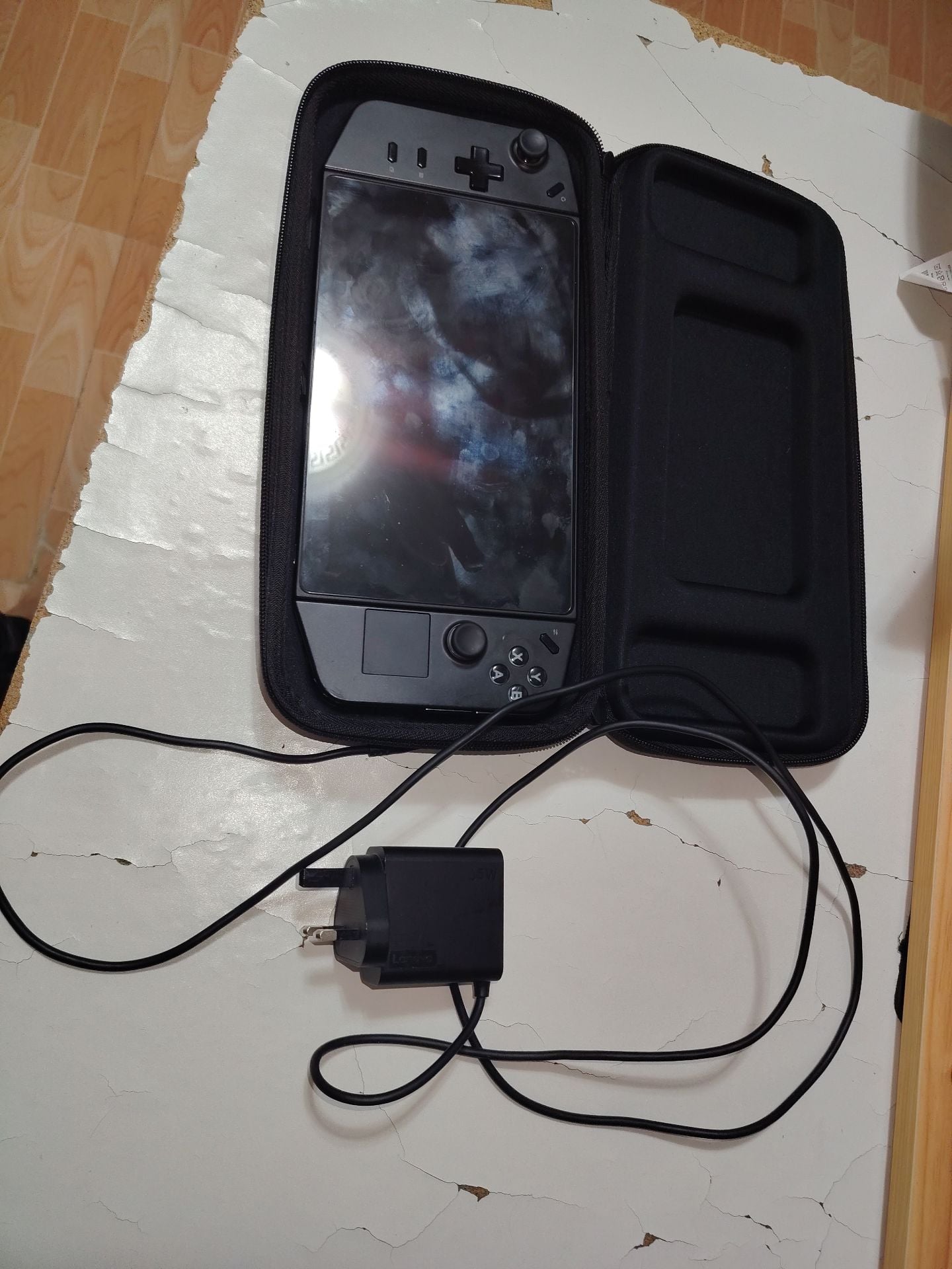 Lenovo legion go - Image 2