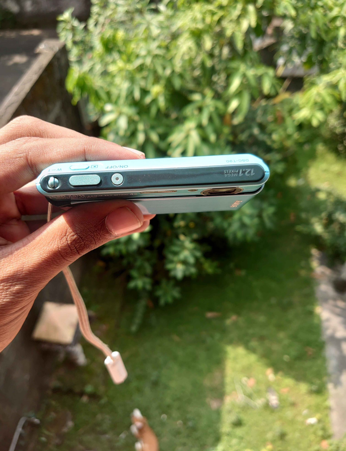 Sony camera cyber-shot dsc-t90 - Image 3