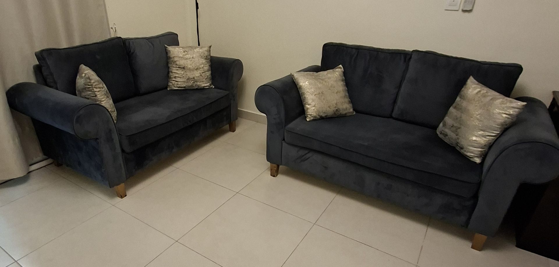Sofa set - 3 seat and 2x 2 seat  - Image 2