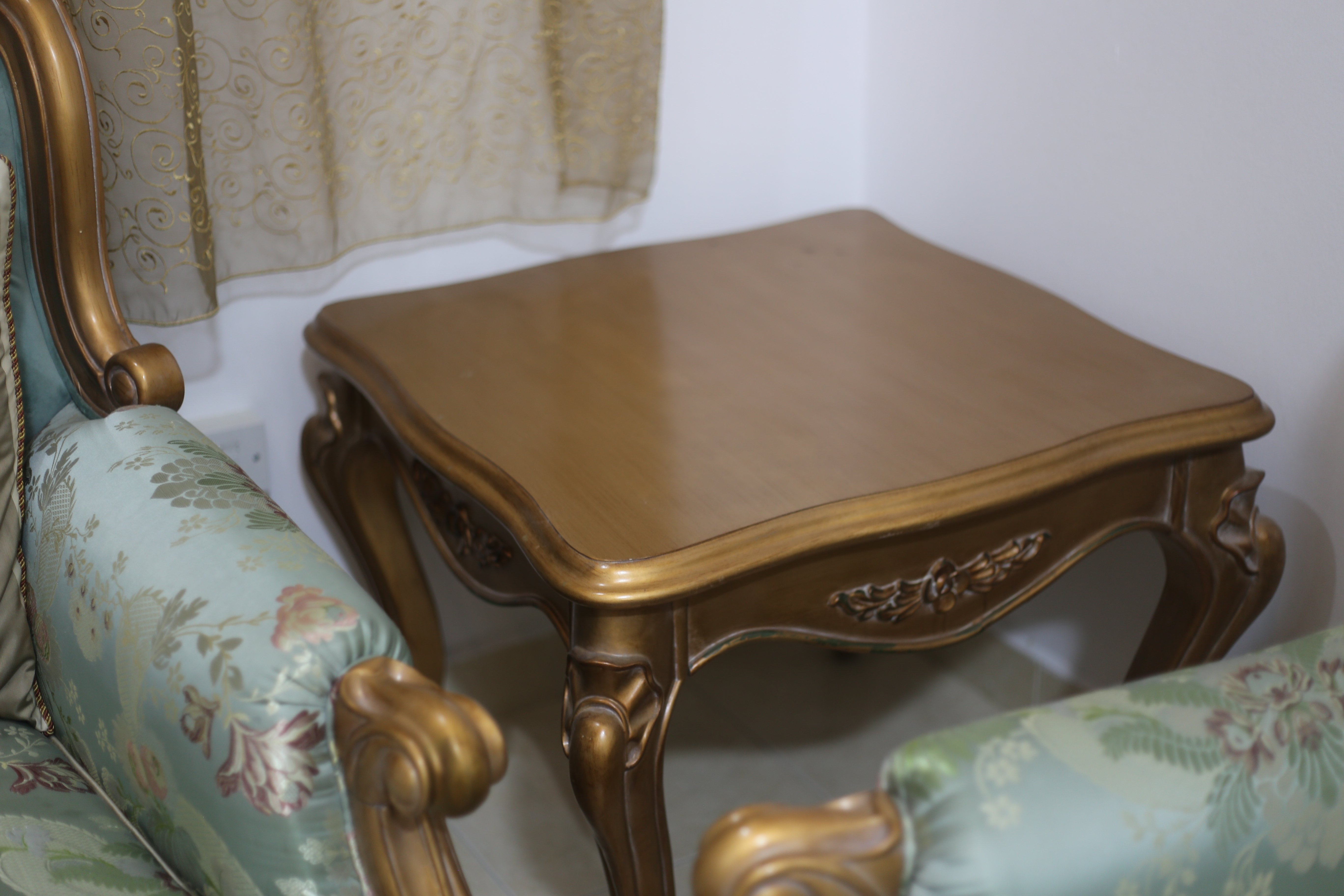 Luxury Classic Sofa Set with Tables - Image 6