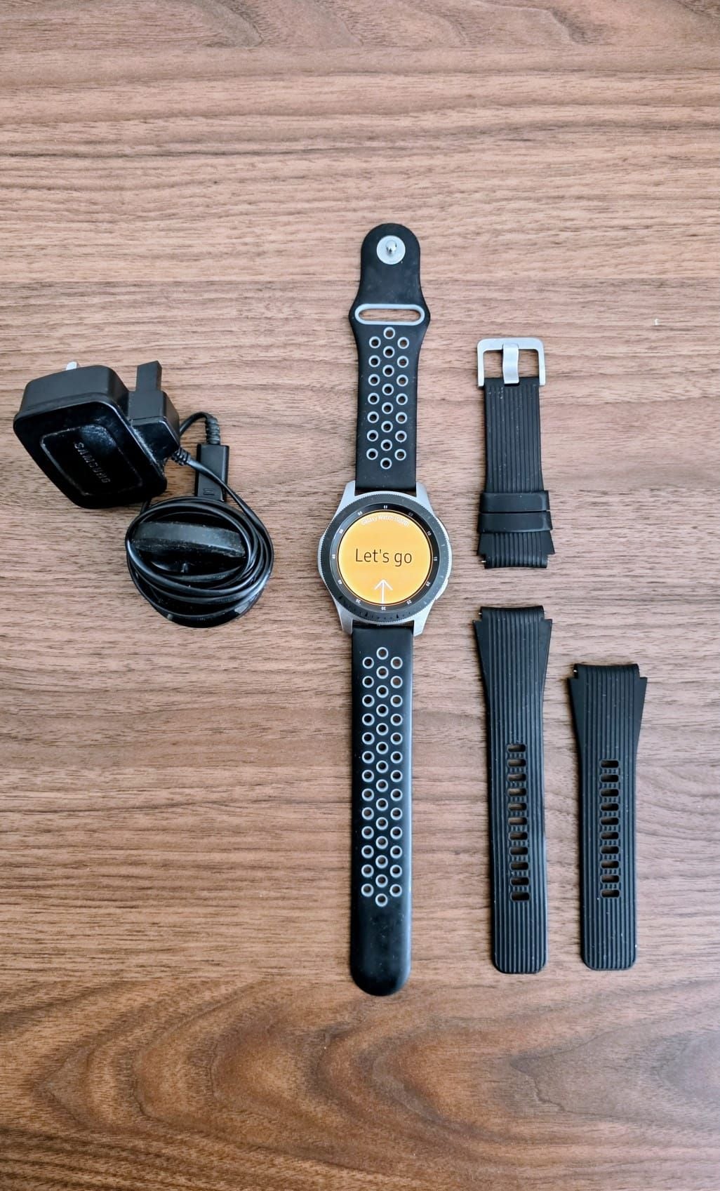 Samsung galaxy watch - Image 1