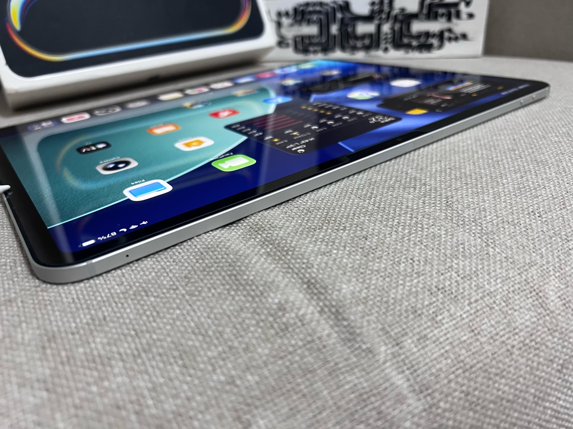 Apple iPad Pro 13”-M4-WiFi-5G-1TB - Image 6