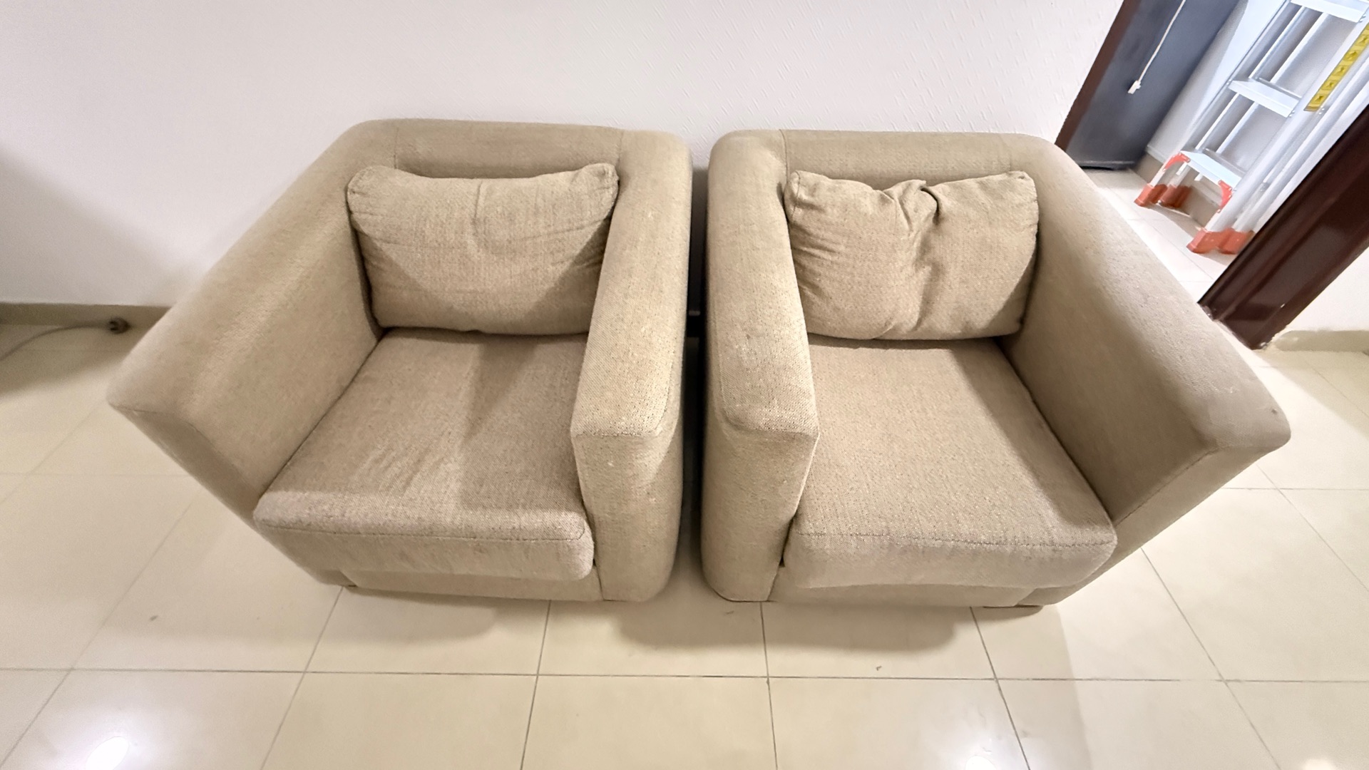 Luxury Sofa - Image 3
