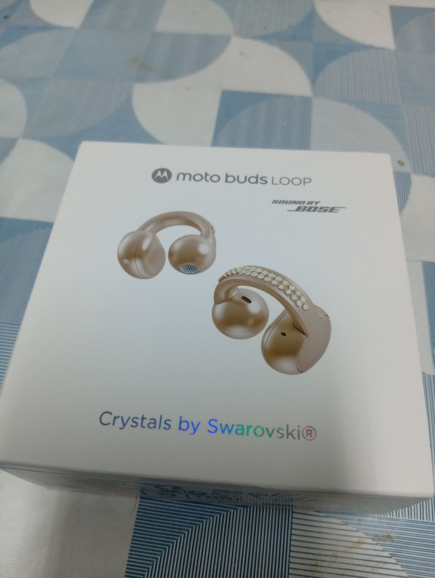 Bose loop air buds  - Image 4