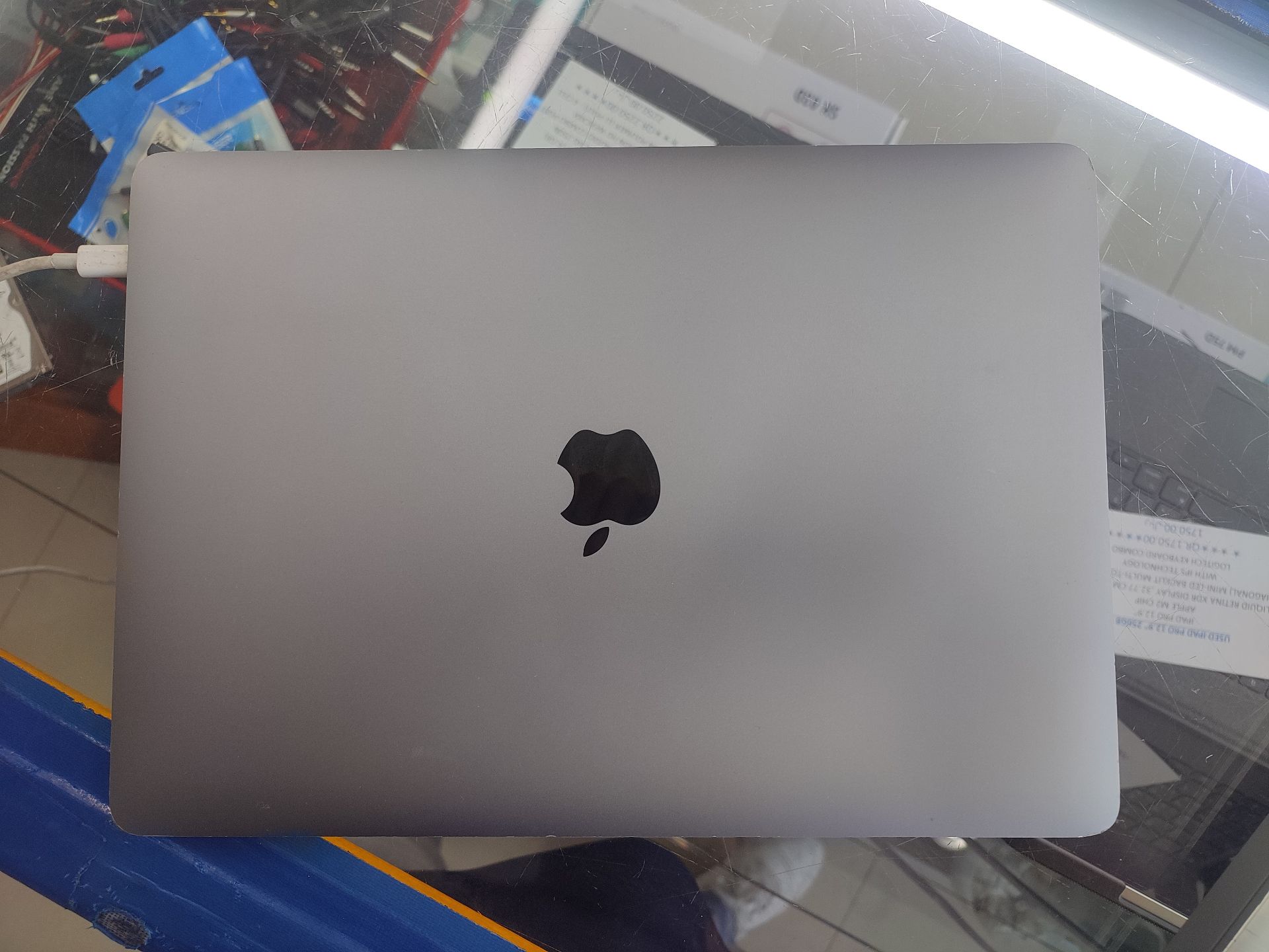 Macbook pro 2020 - Image 5
