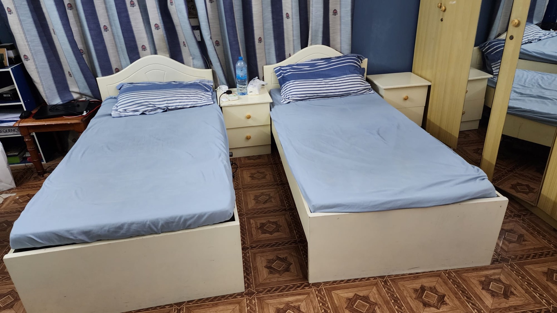 Beds amd wardrobe - Image 1