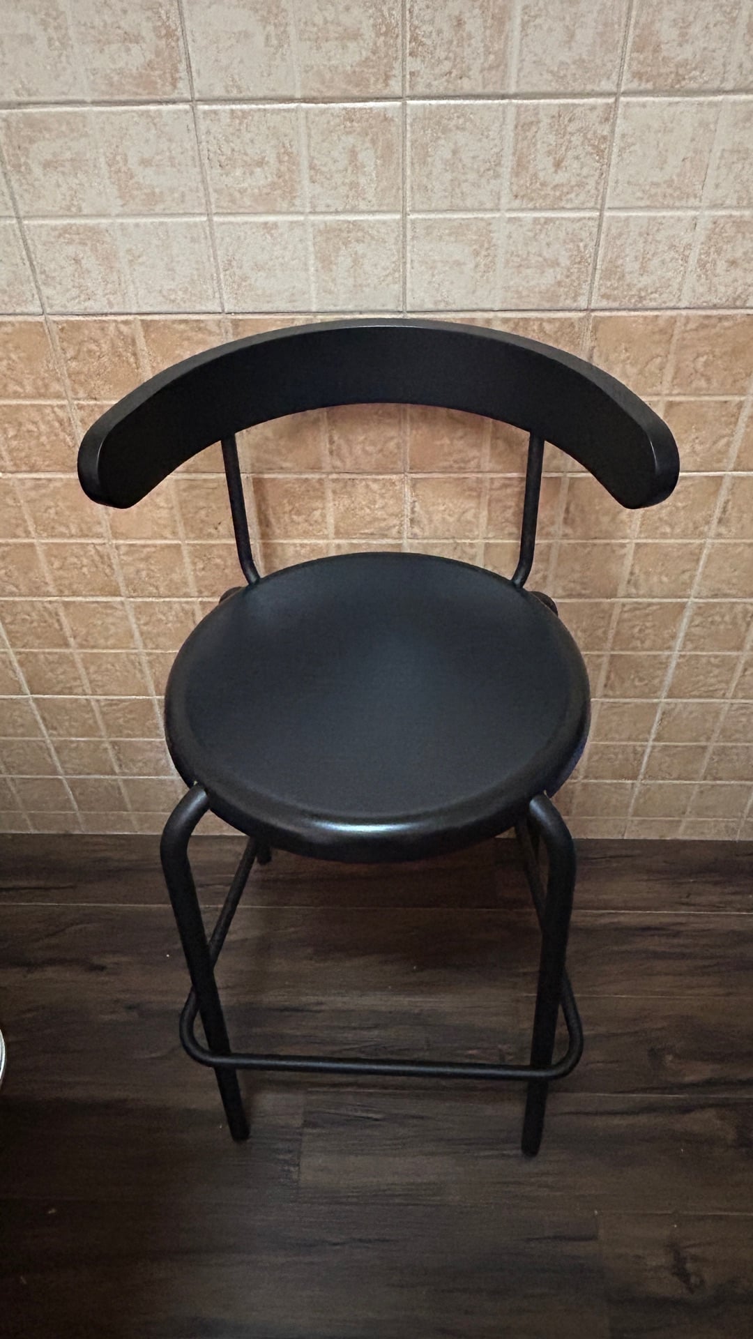 Counter high chair/ Bar Stool. - Image 3