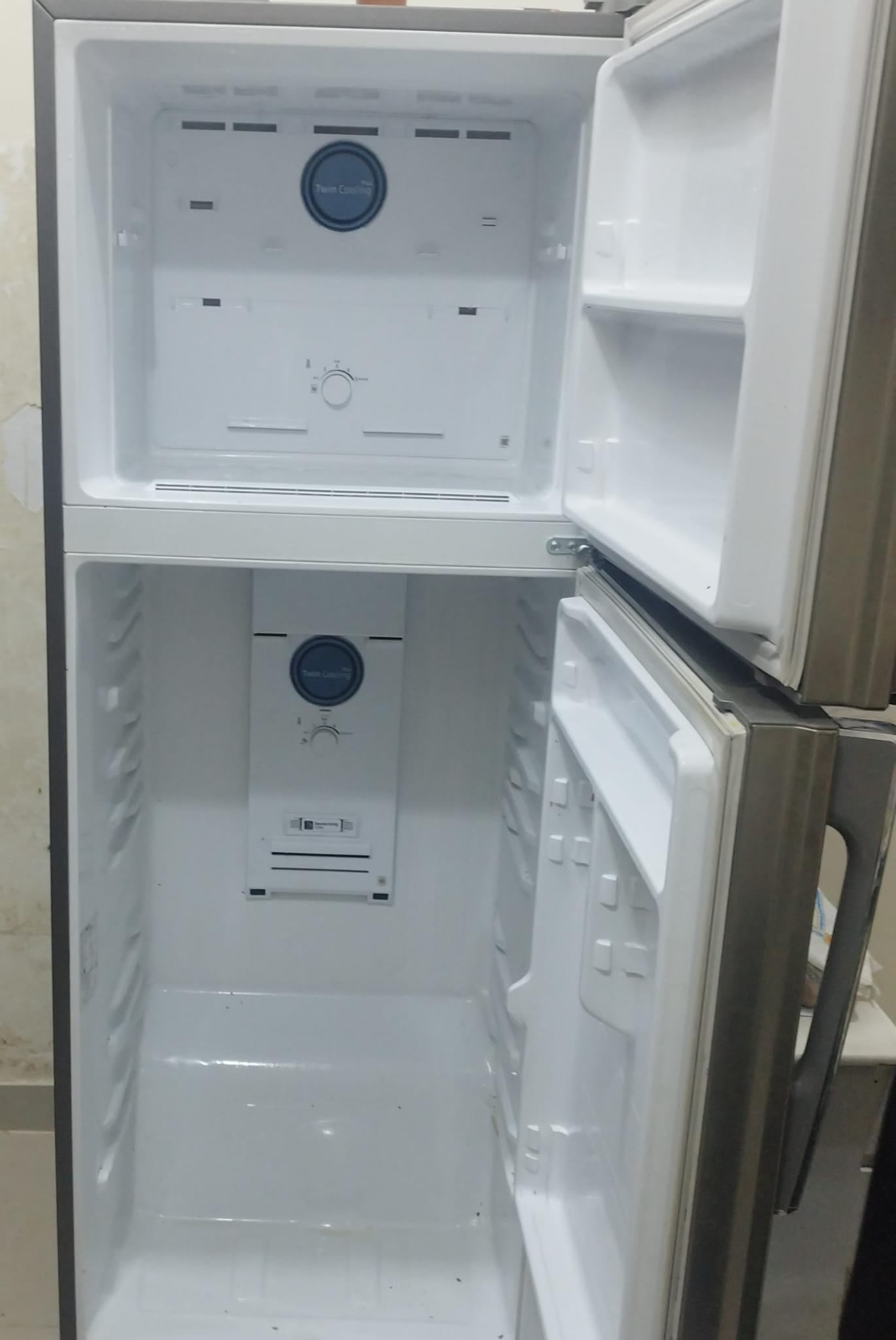 Samsung Fridge for Sale  - Image 2