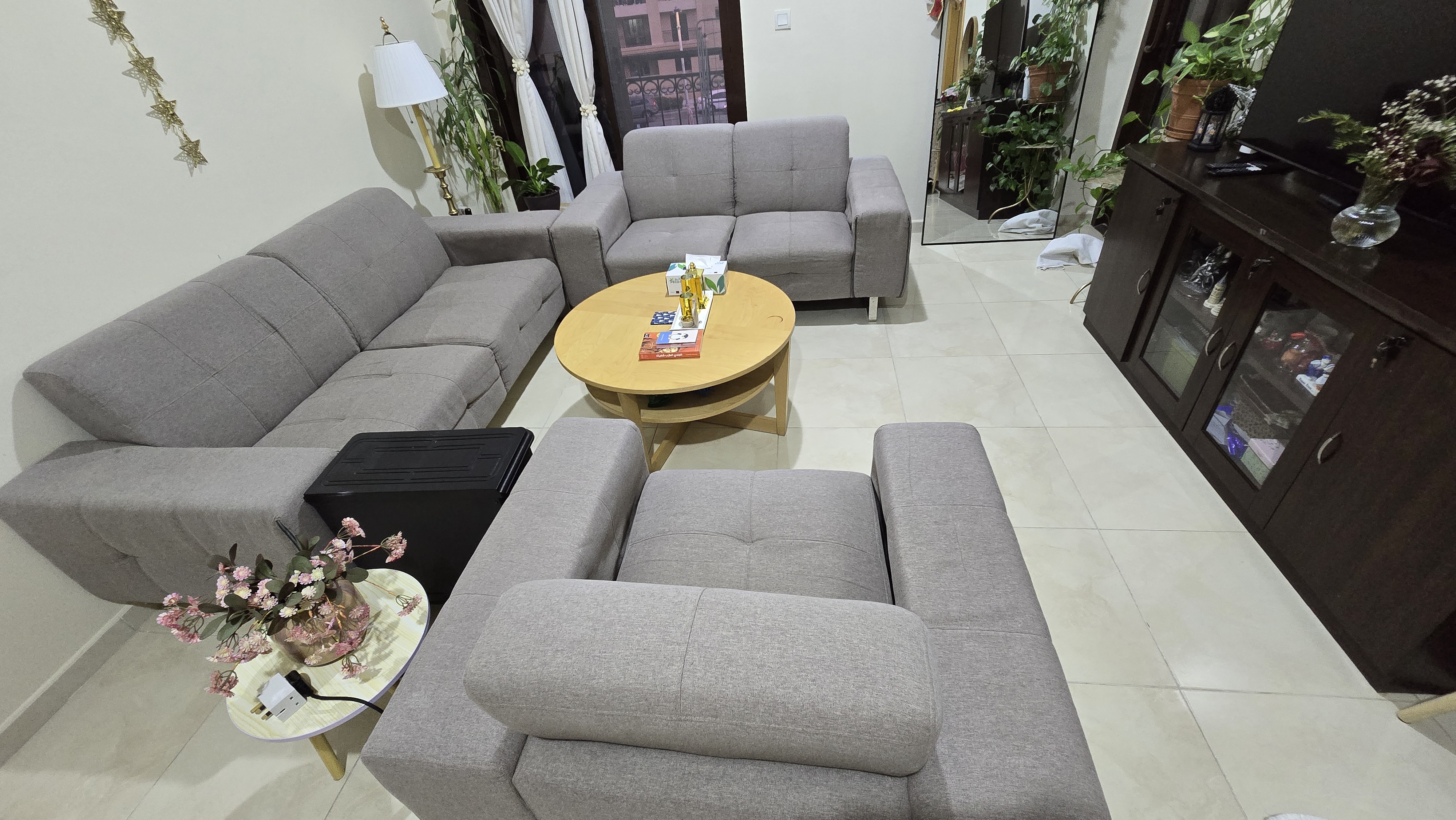 Sofas and Table - Image 5