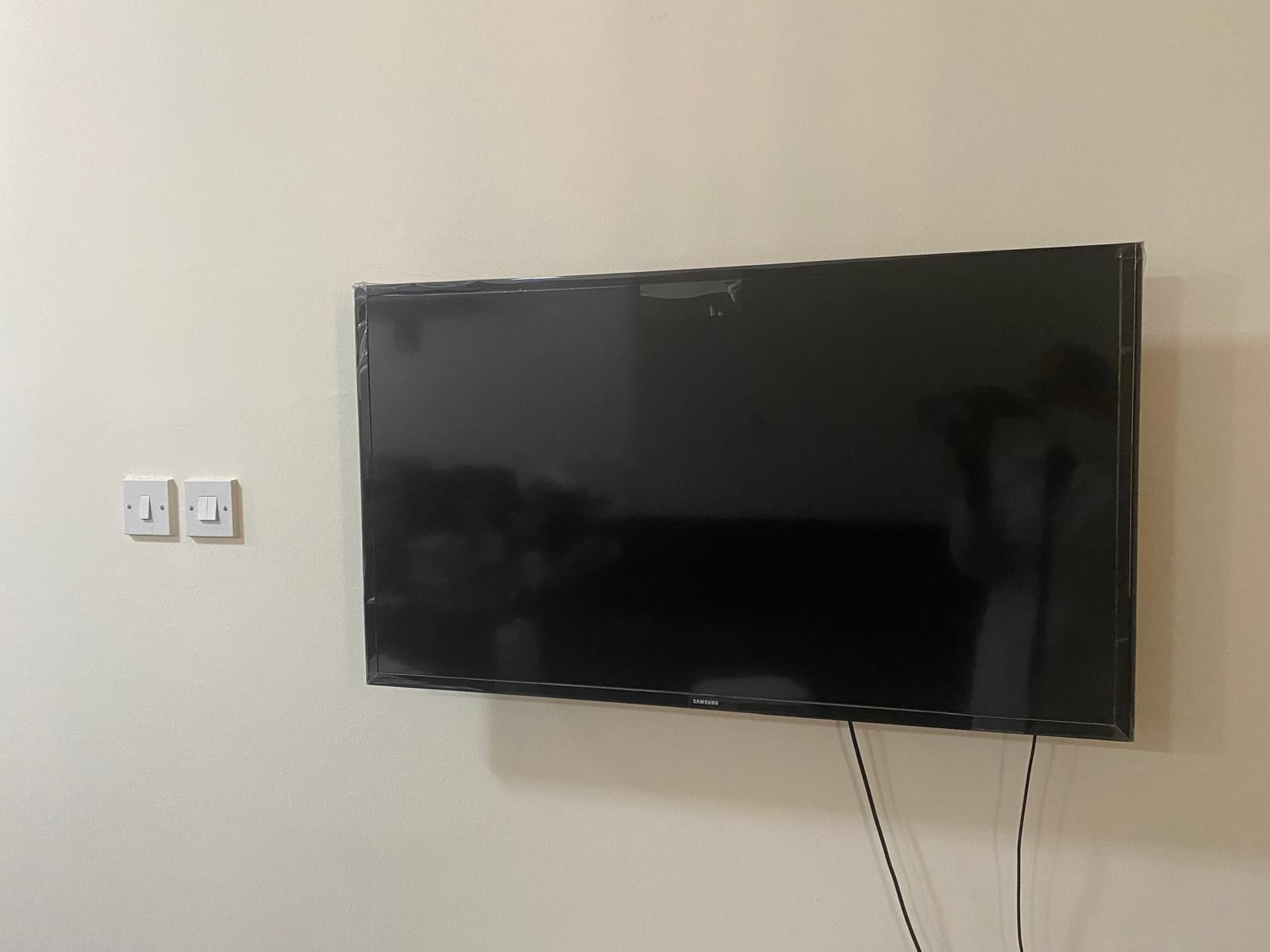 Samsung LED TV 40" - Image 2