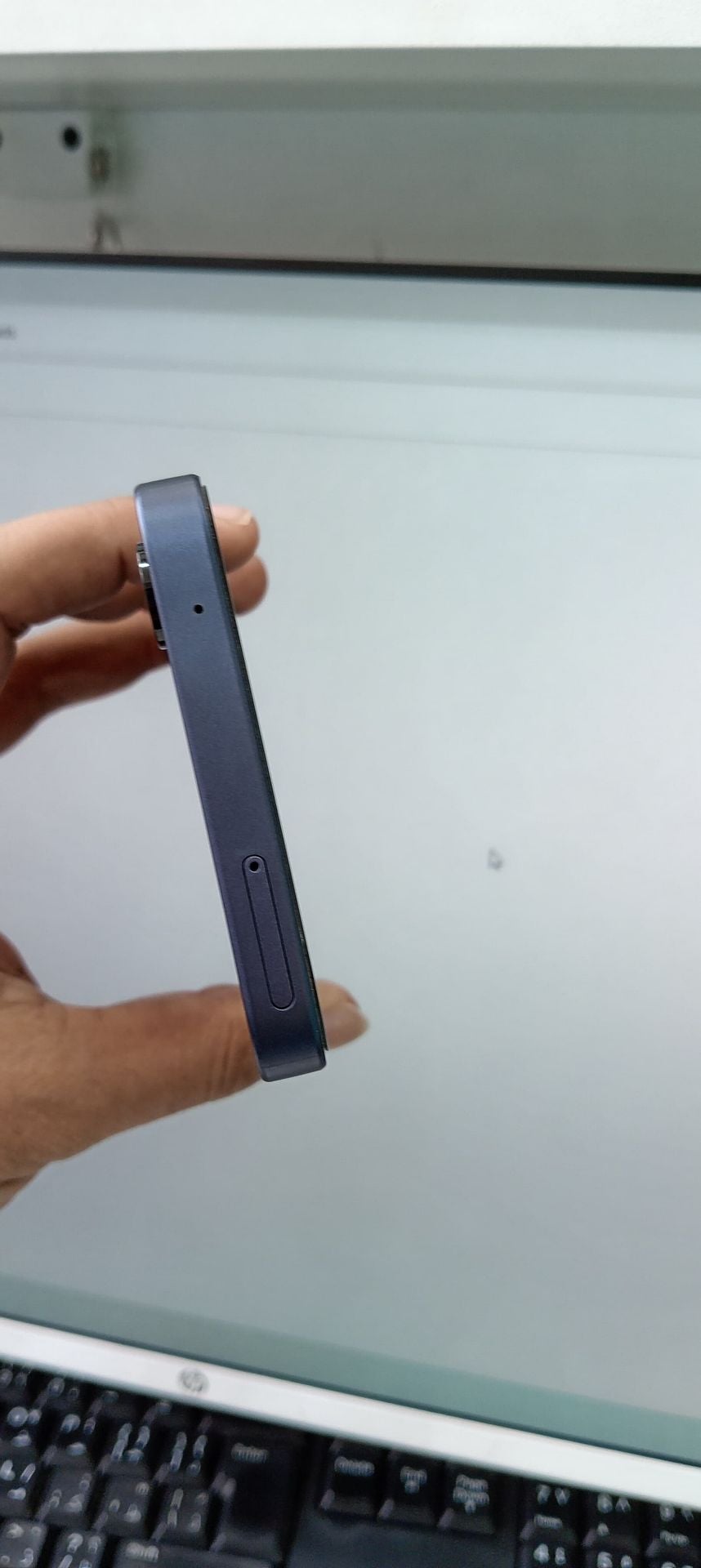 Samsung a35 8 gb & 256 - Image 2