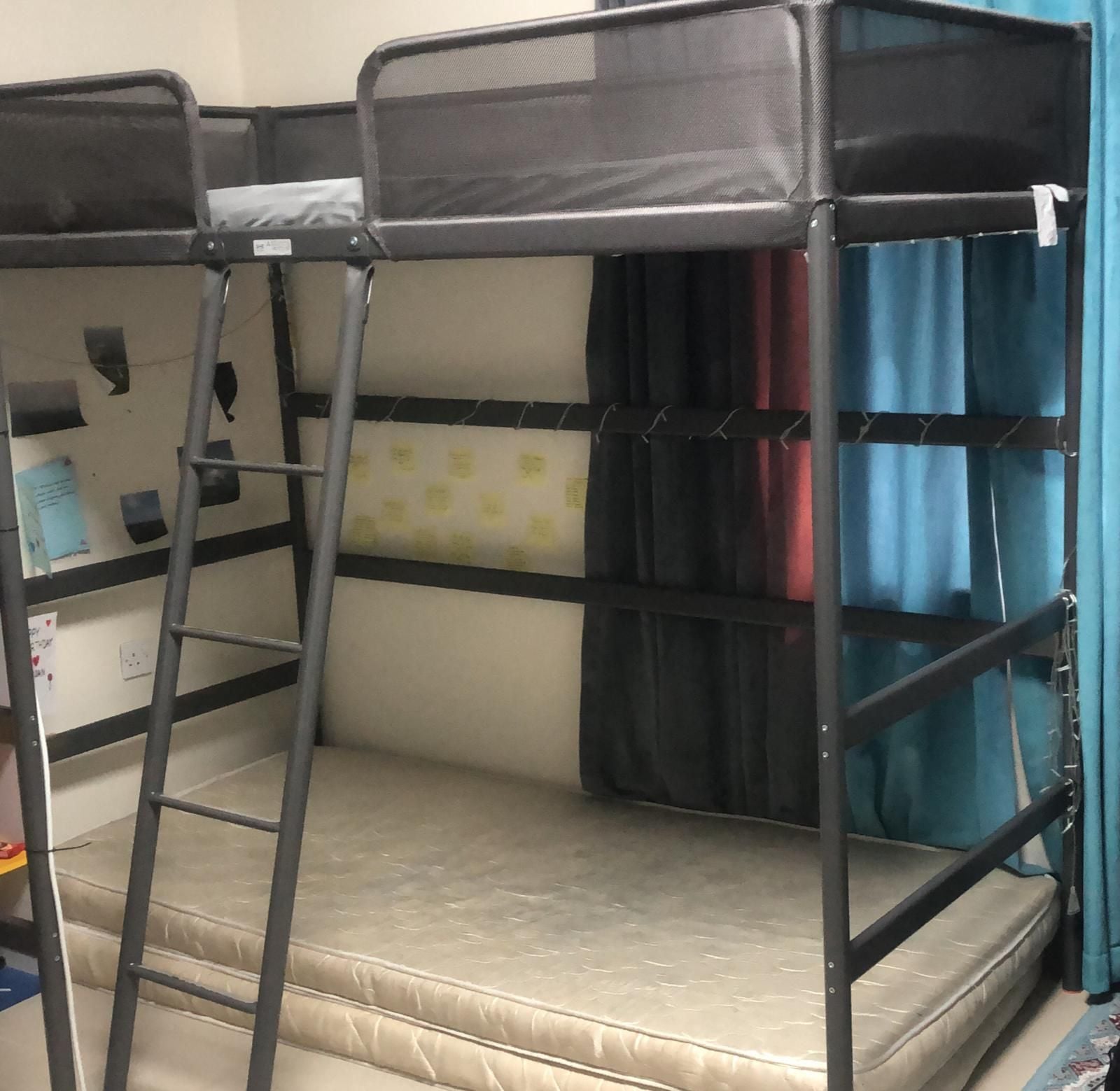 Loft bed - Image 1