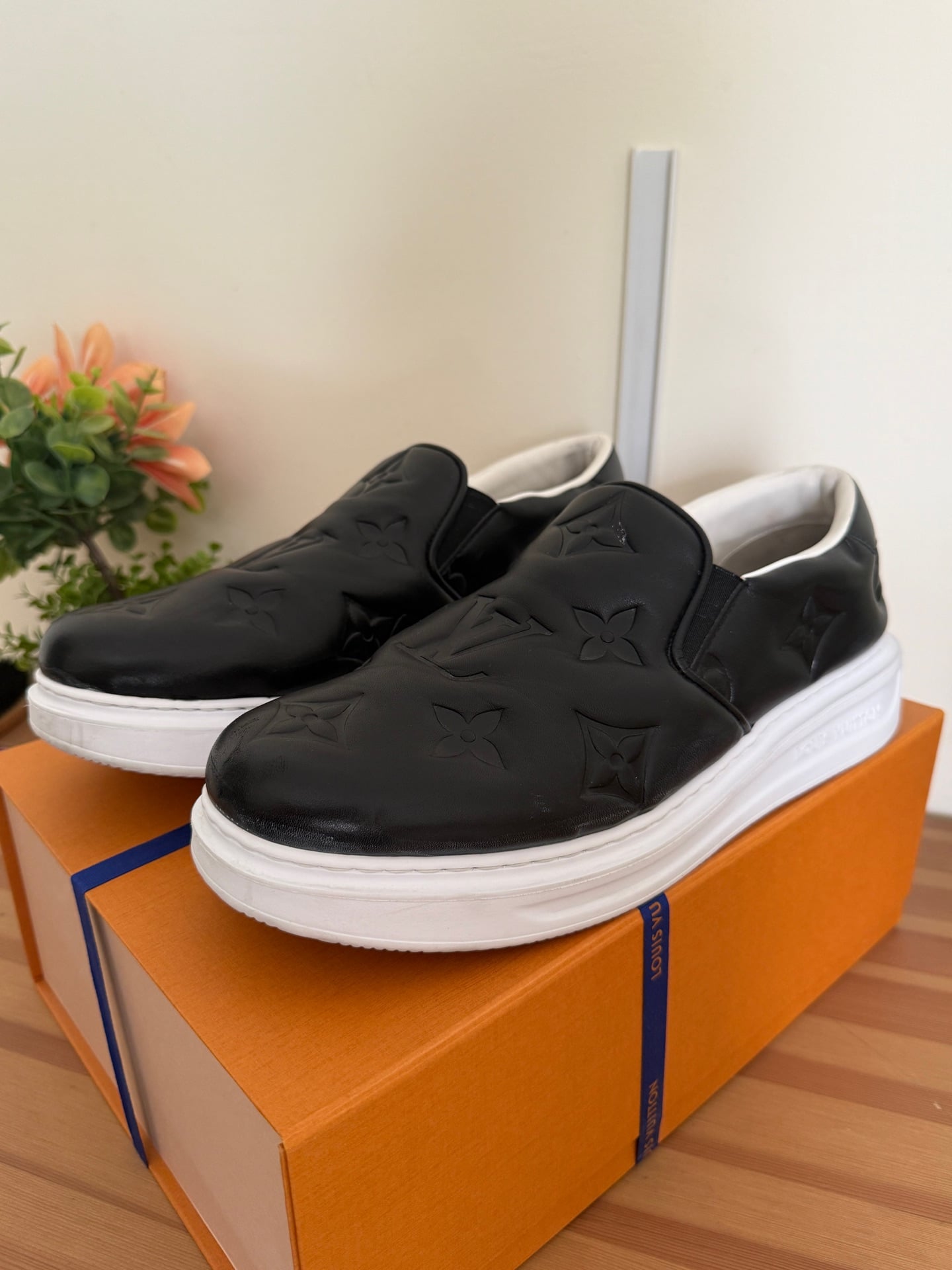 LV Size 45 - Image 1