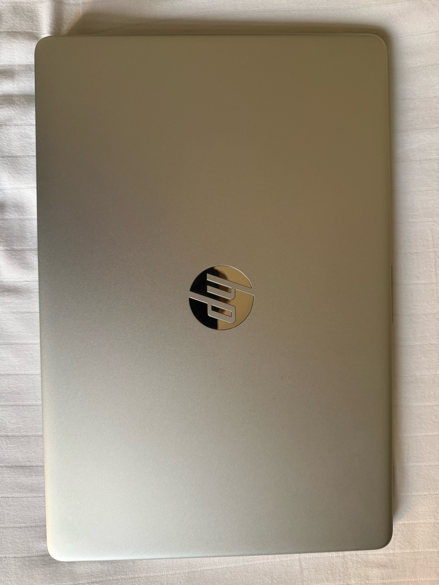 HP Laptop 15s-fq5109ne for Sale – Like New Condition - Image 2