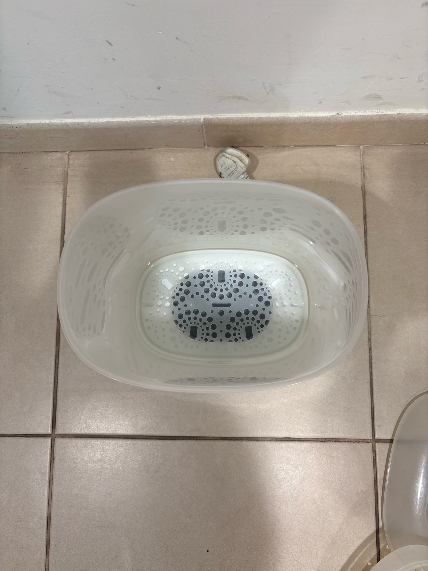 Philips Avent Bottle Sterilizer – Barely Used - Image 3