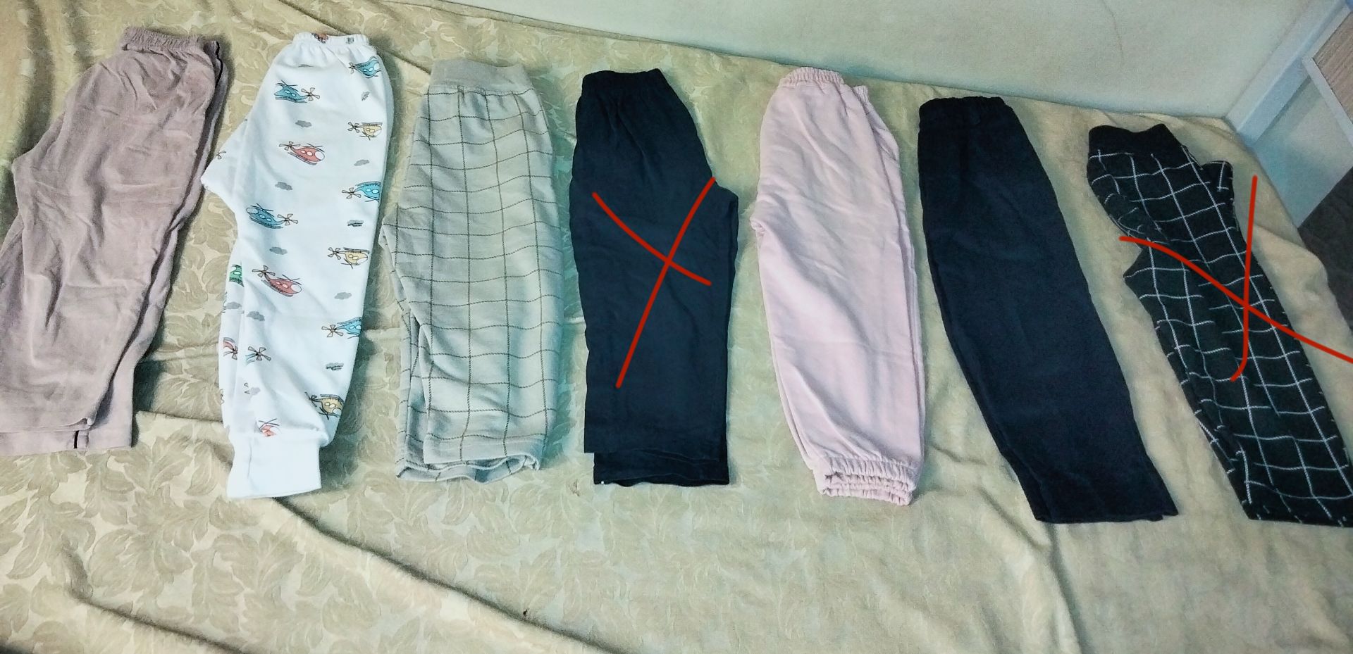 Kids clothes and shoes  - Image 2