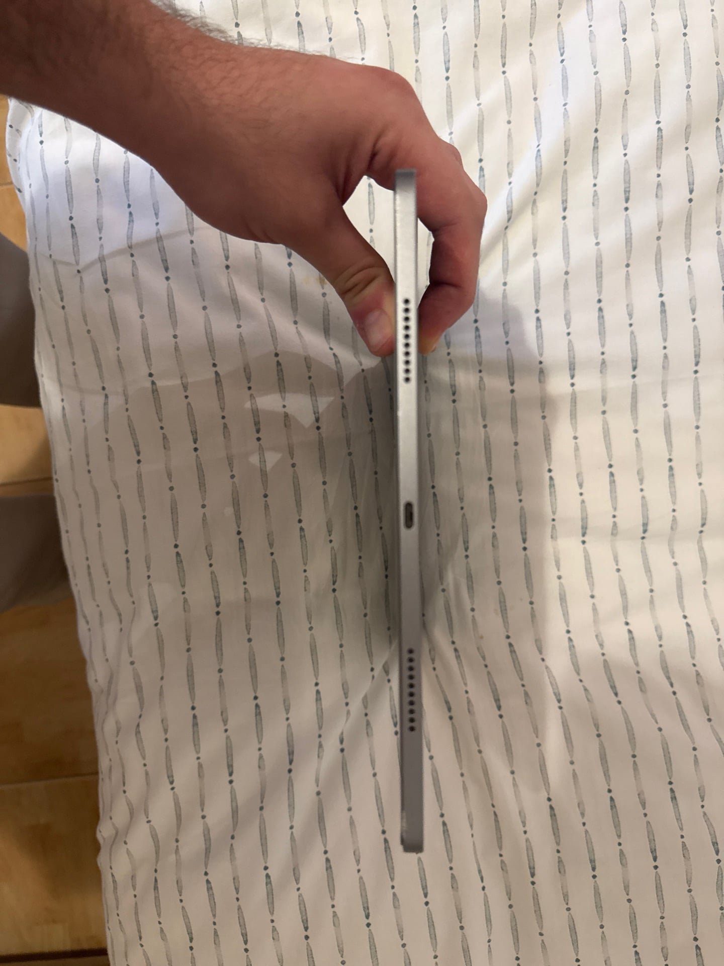 iPad Pro 12.9” M2 6th Gen - Image 6
