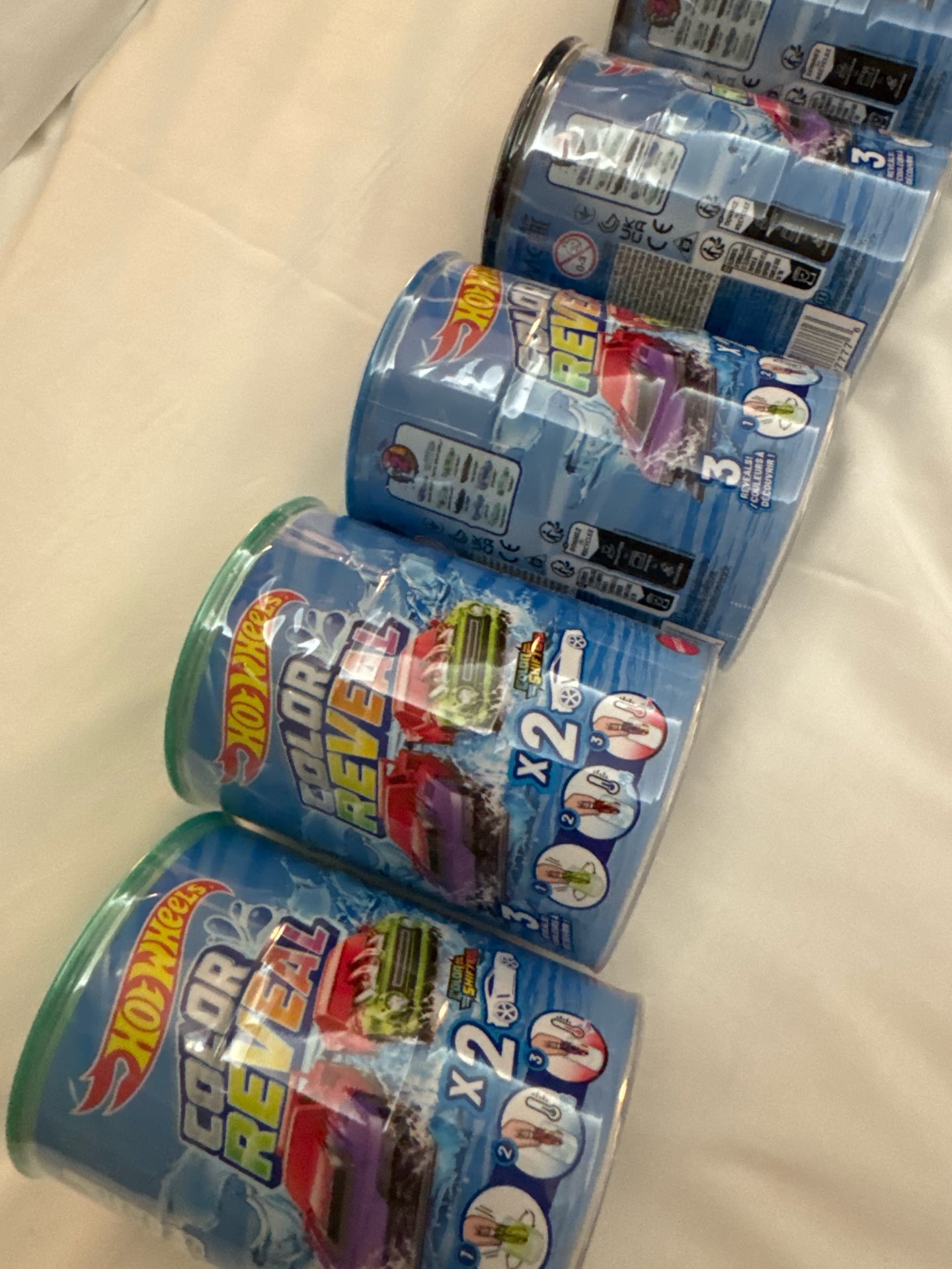 Hot Wheels Color Reveal - Image 2