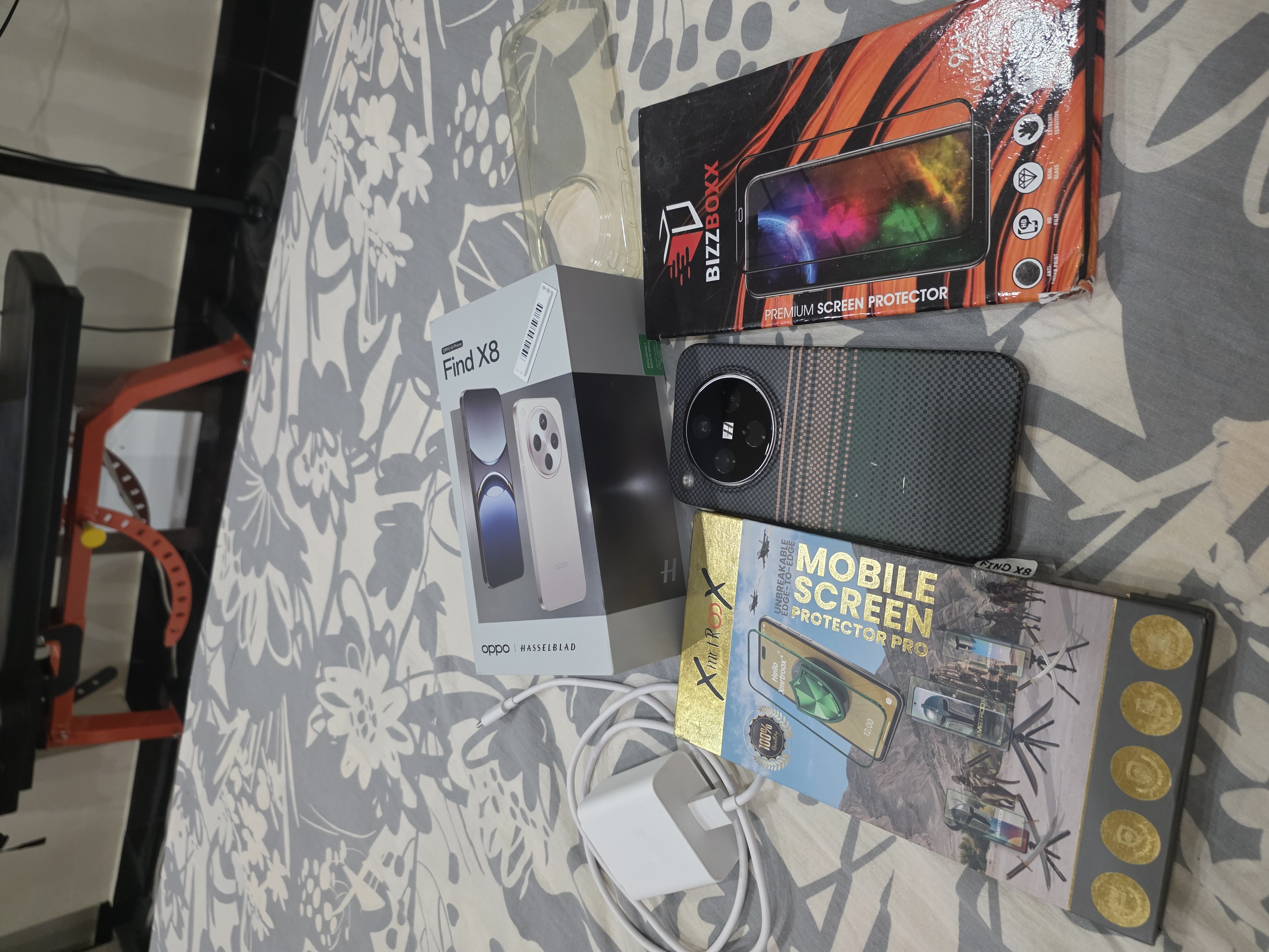 Oppo find x8 new condition  - Image 2