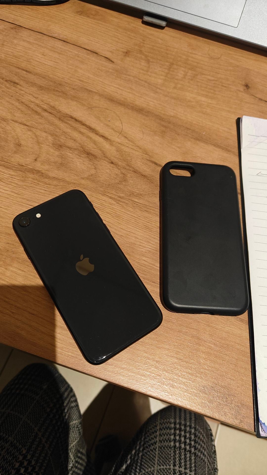 iPhone SE 128gb - Image 3