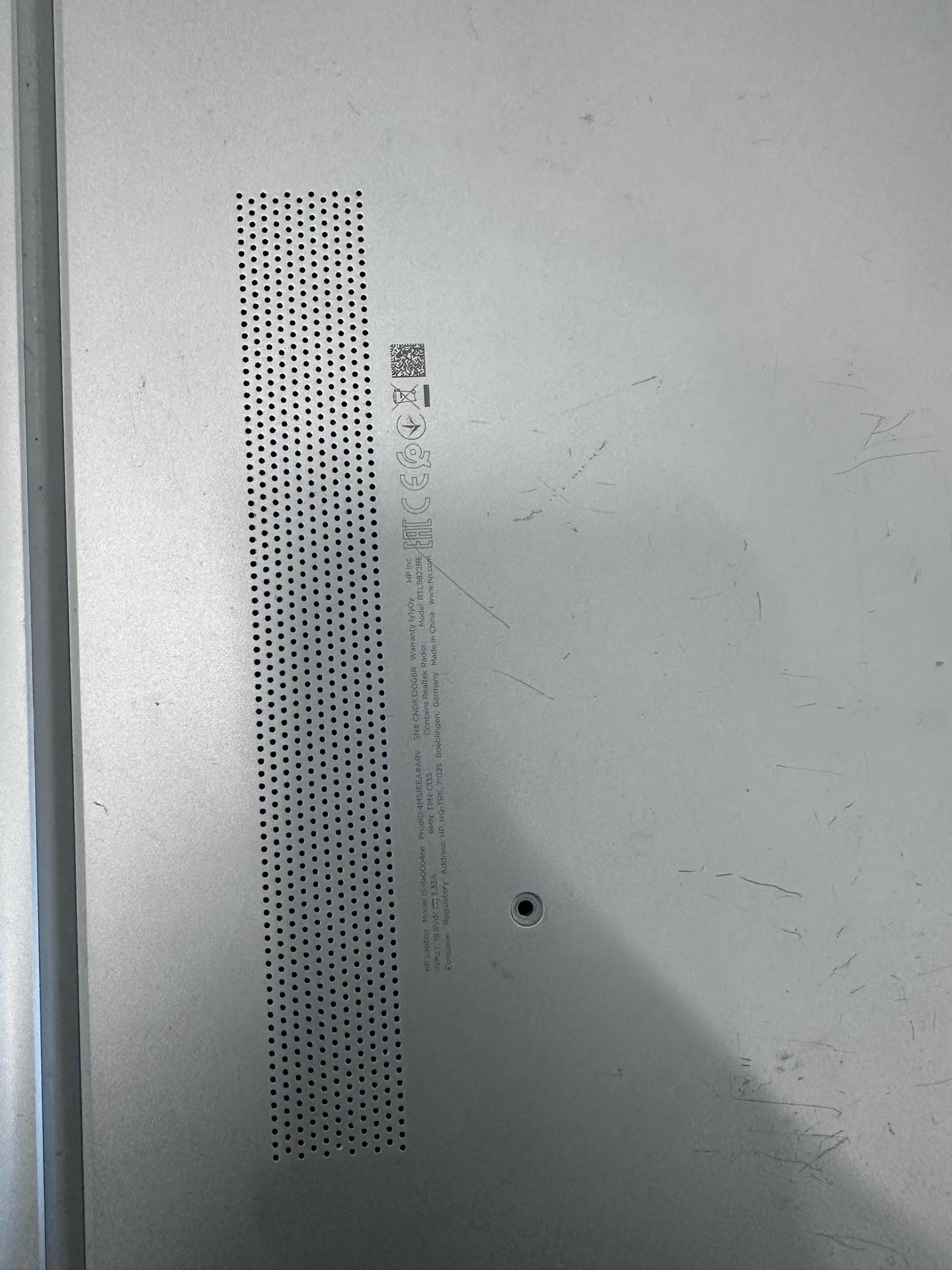 HP Laptop i5 | 8GB RAM | Good Condition (Minor Corner Damage) - Image 4