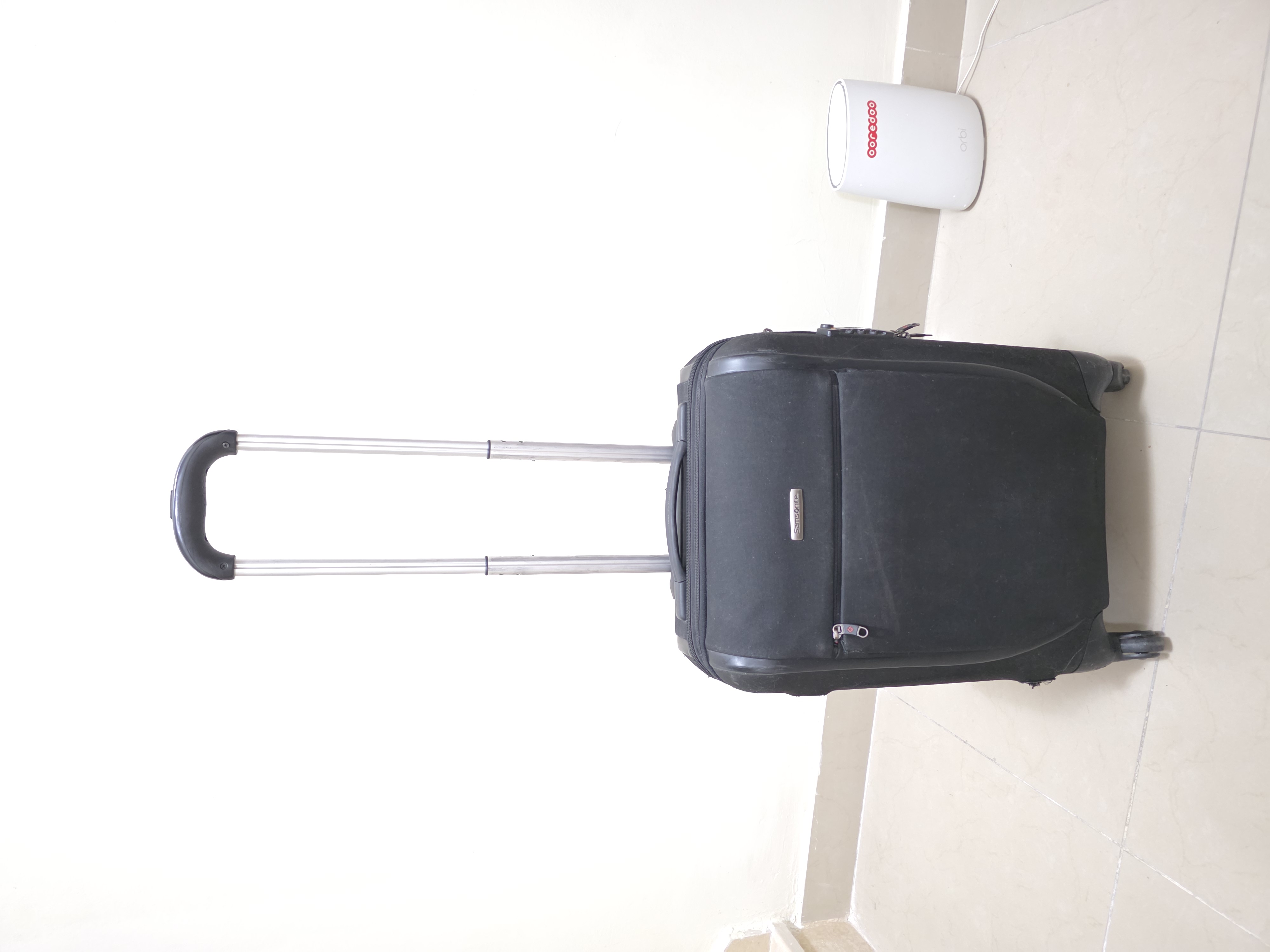 Samsonite Cabin Size Suitcase – 4 Wheels, TSA Lock - Image 4