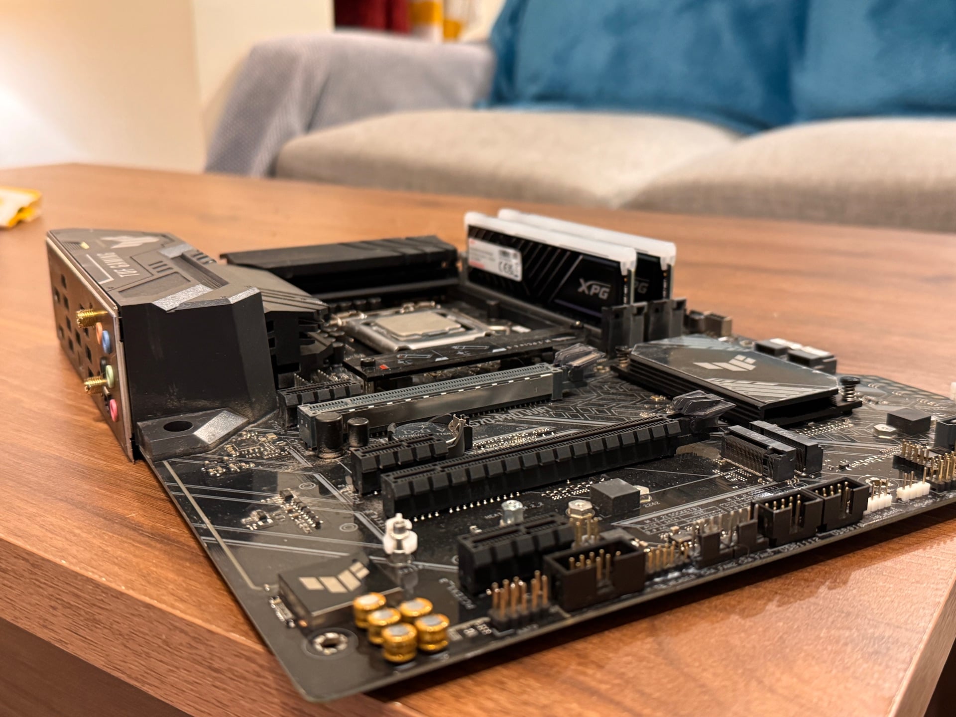 ASUS TUF H580 Pro WiFi 6 + CPU I5 10400 F + 32 GB DDR4 RAM  - Image 4