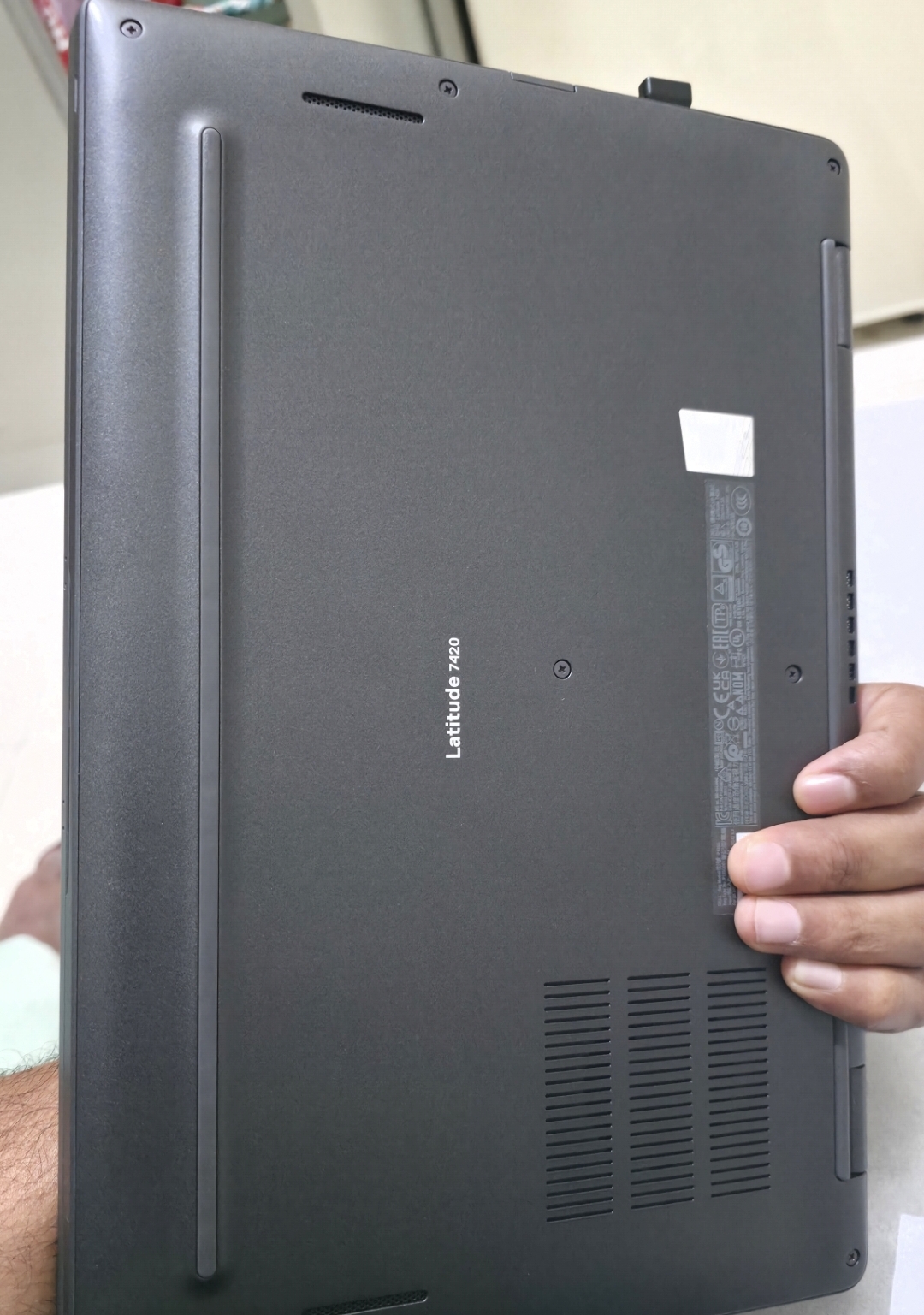 Dell latitude 7420 i7 11th Generation - Image 3