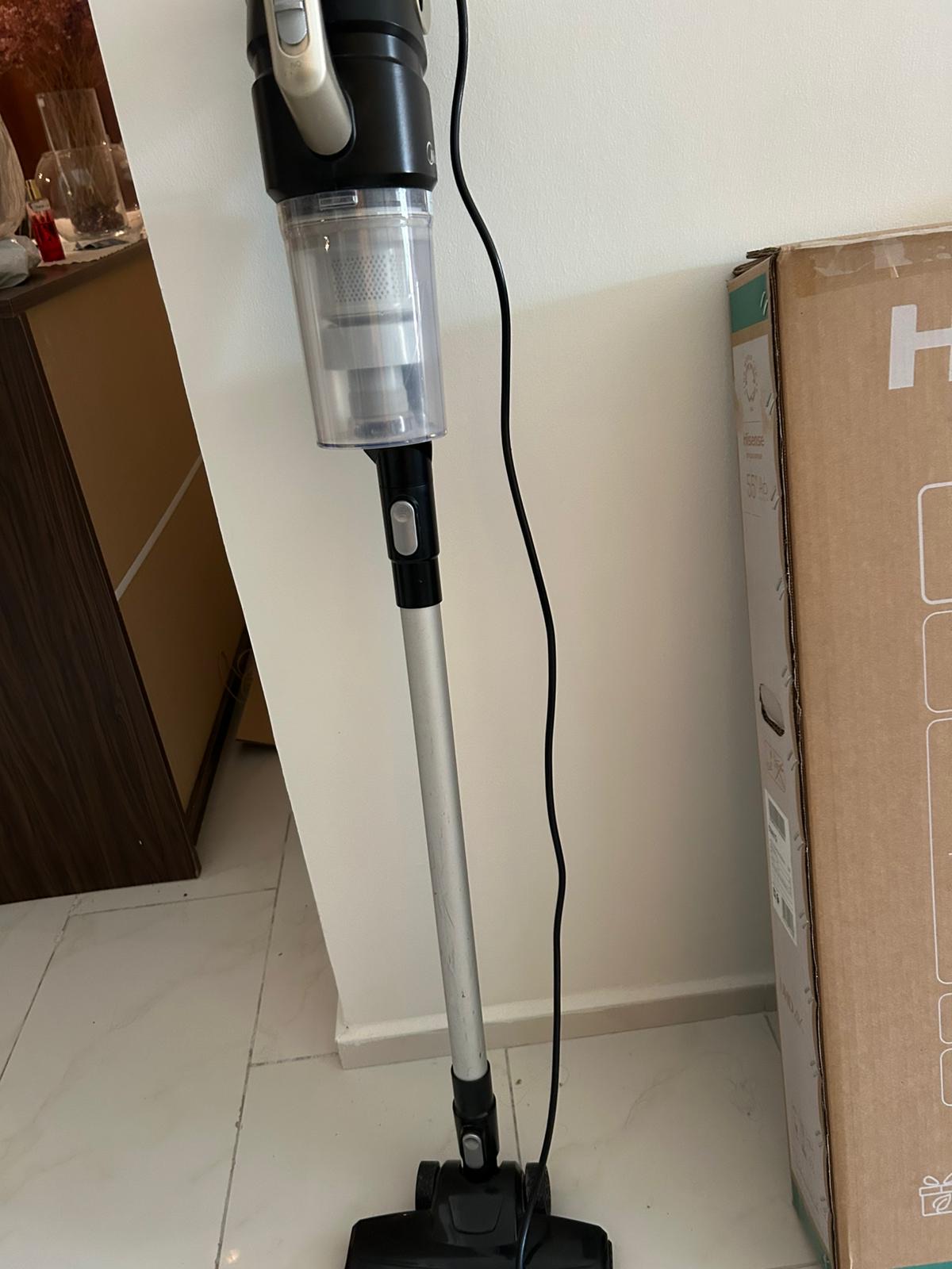 Midea Vacuum dust cleaner - Image 1