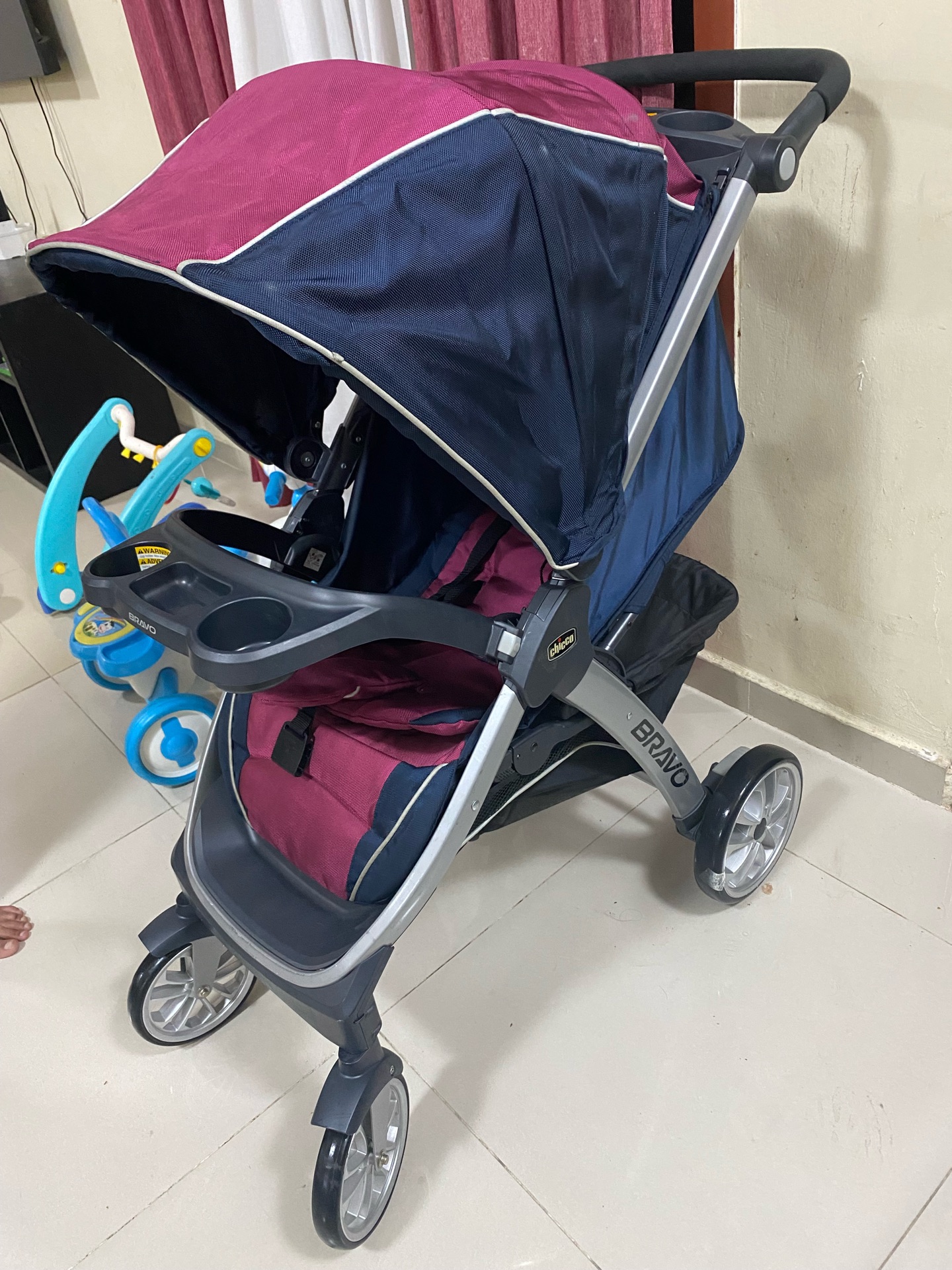 Chicco stroller with car seat  ….. selling price is 600qr  - Image 6