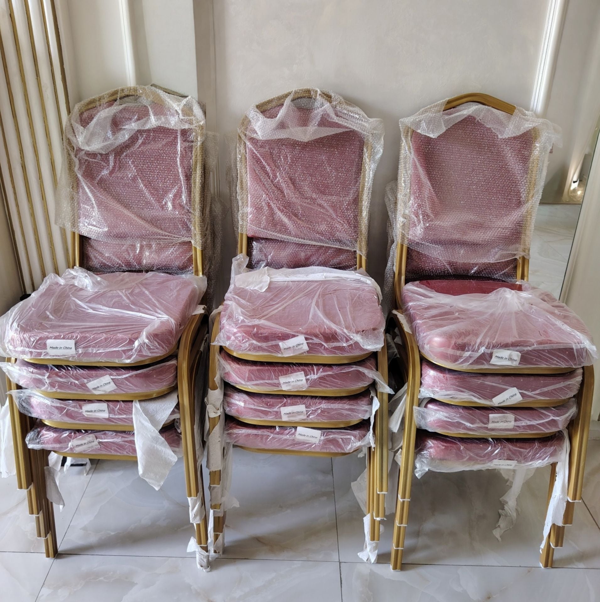 Dining table and hotel chairs selling brand new. 33757438 - Image 3