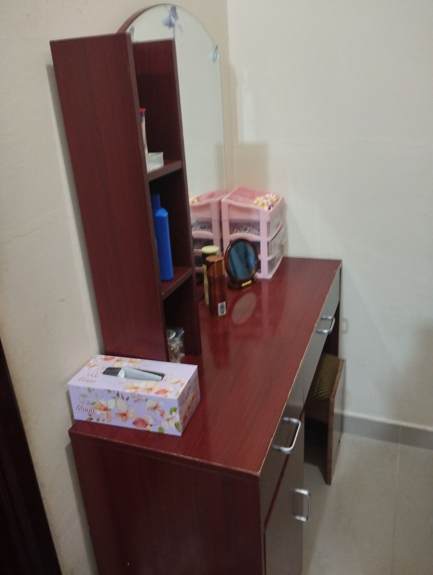 Bed and sofa - Image 6